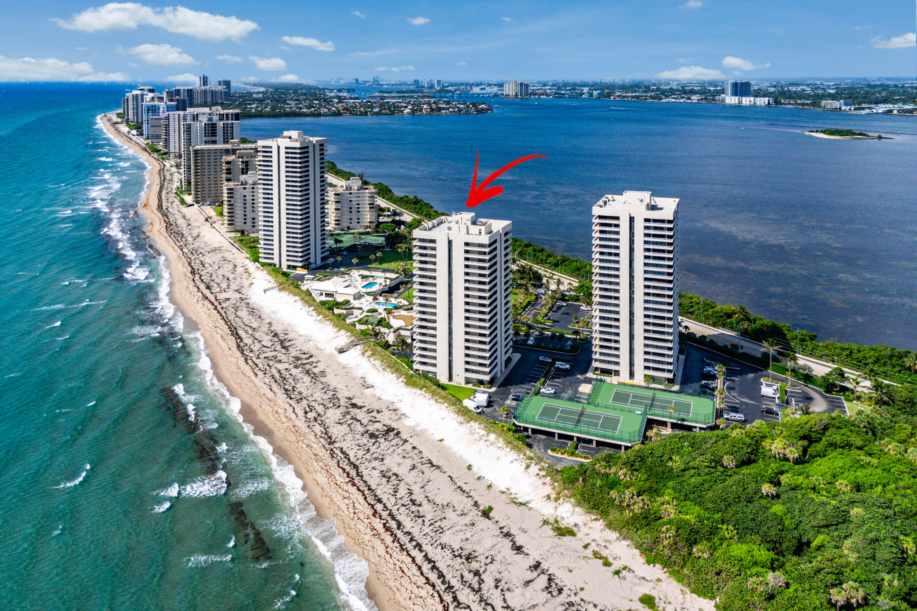WATER GLADES CONDO - Residential