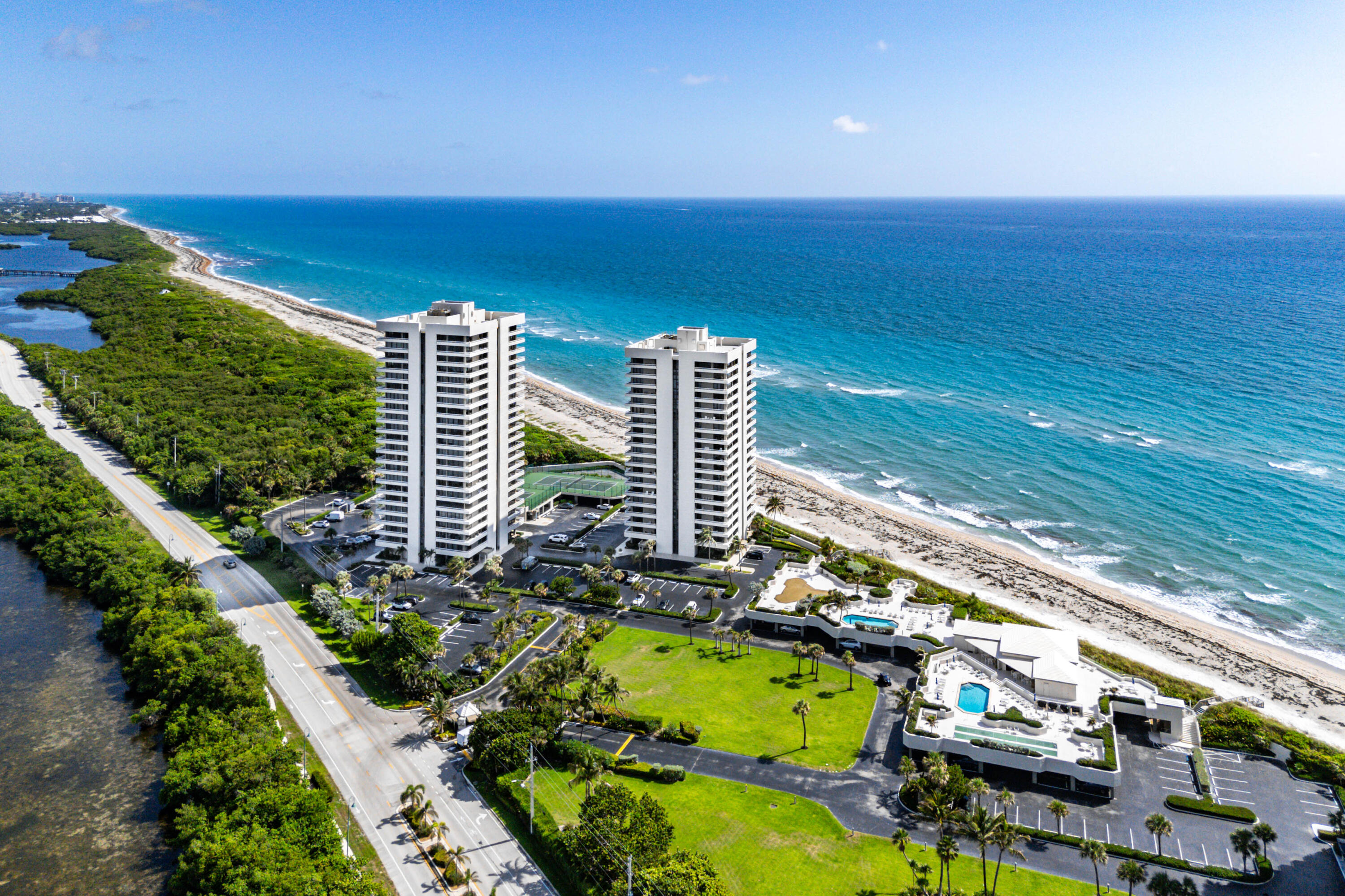 WATER GLADES CONDO - Residential