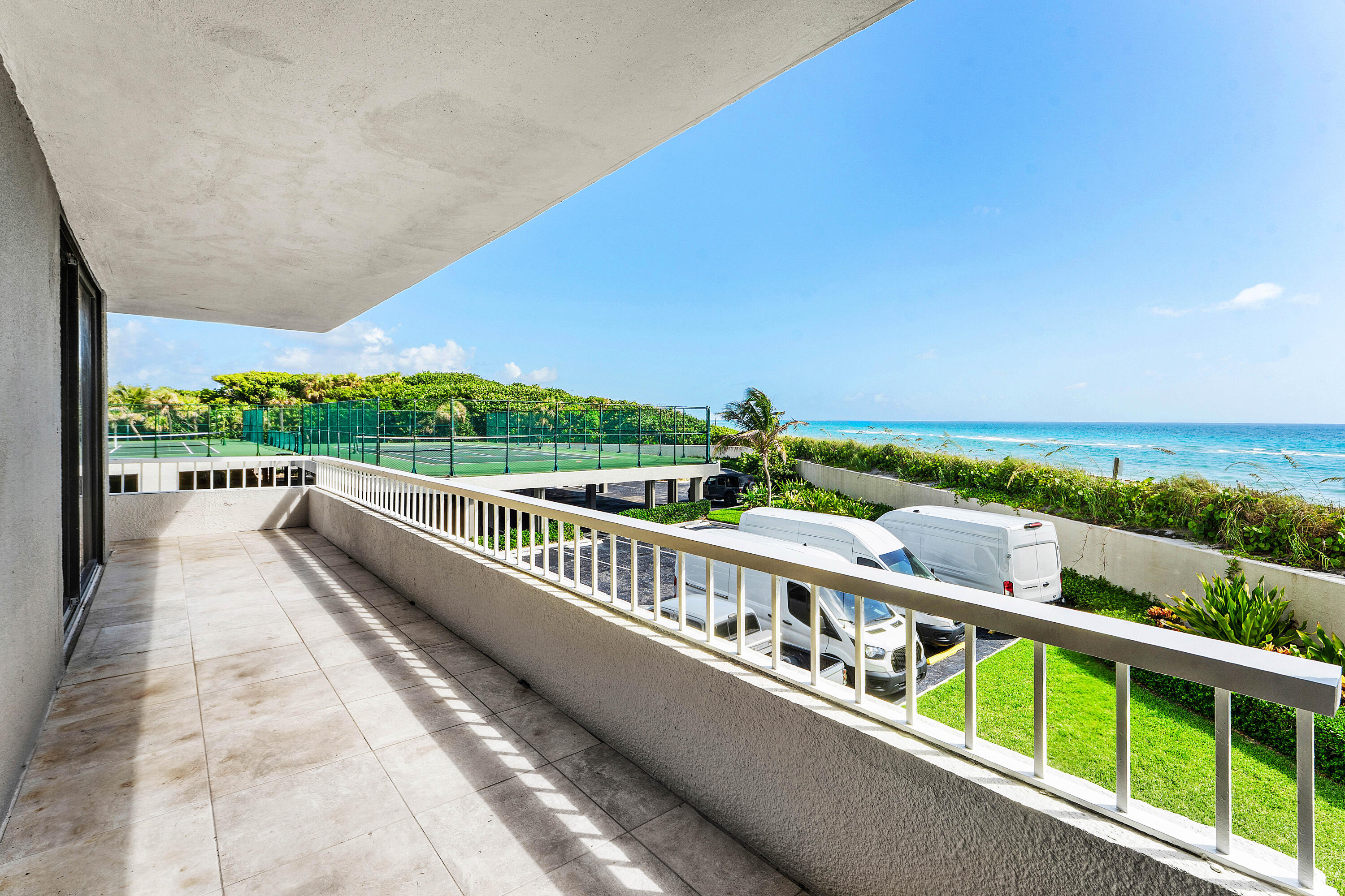 WATER GLADES CONDO - Residential