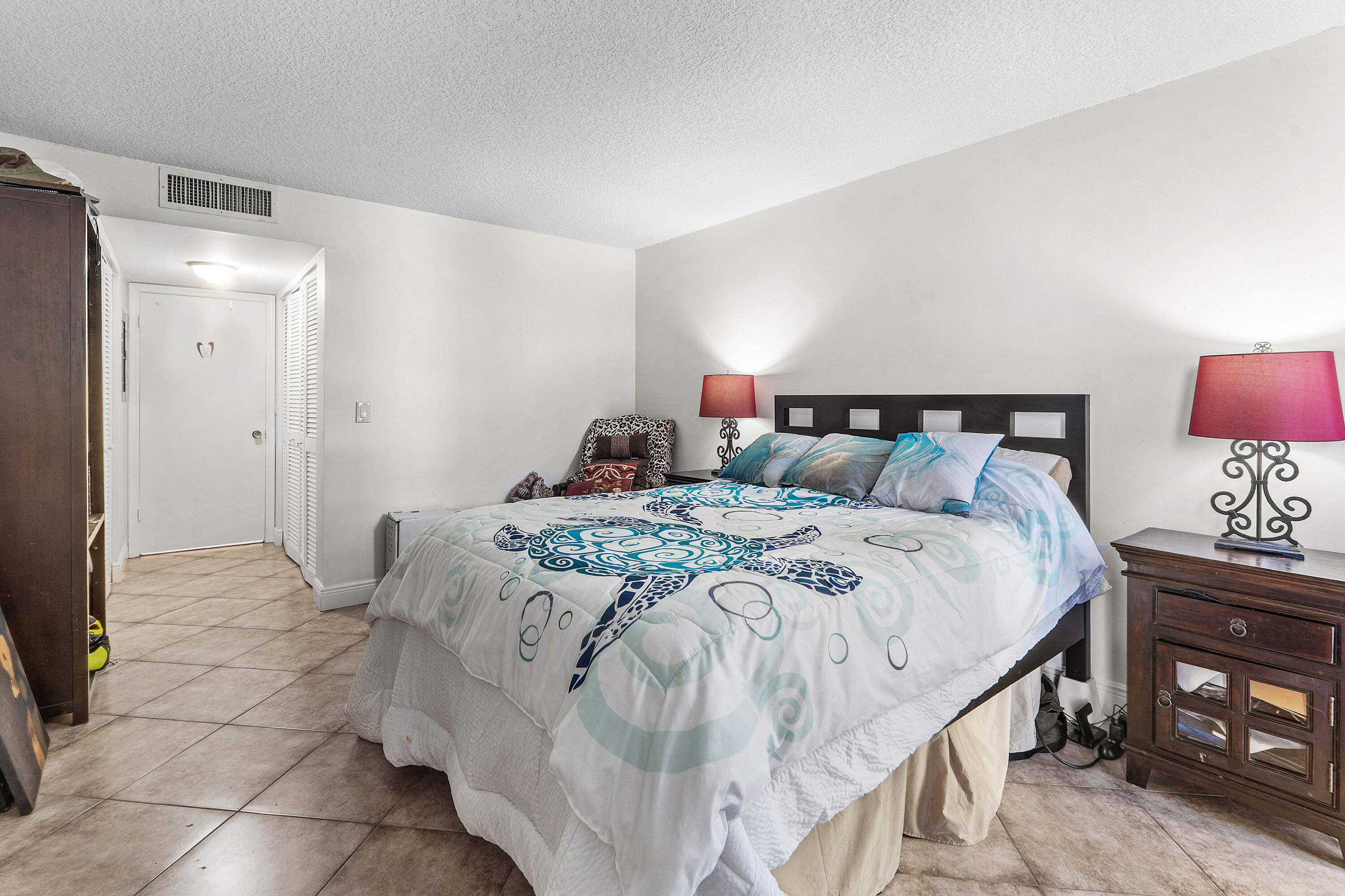 WATER GLADES CONDO - Residential