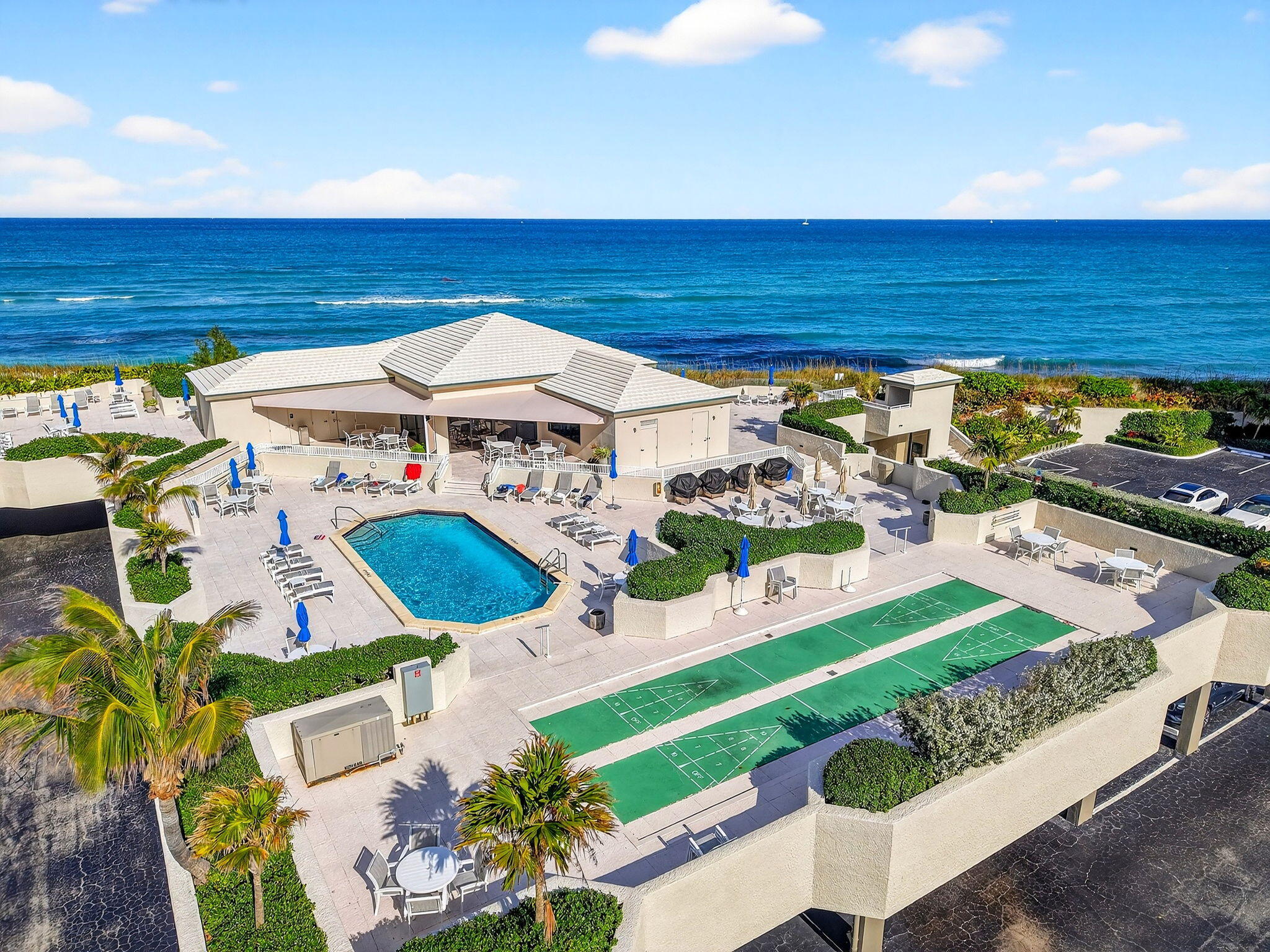 WATER GLADES CONDO - Residential