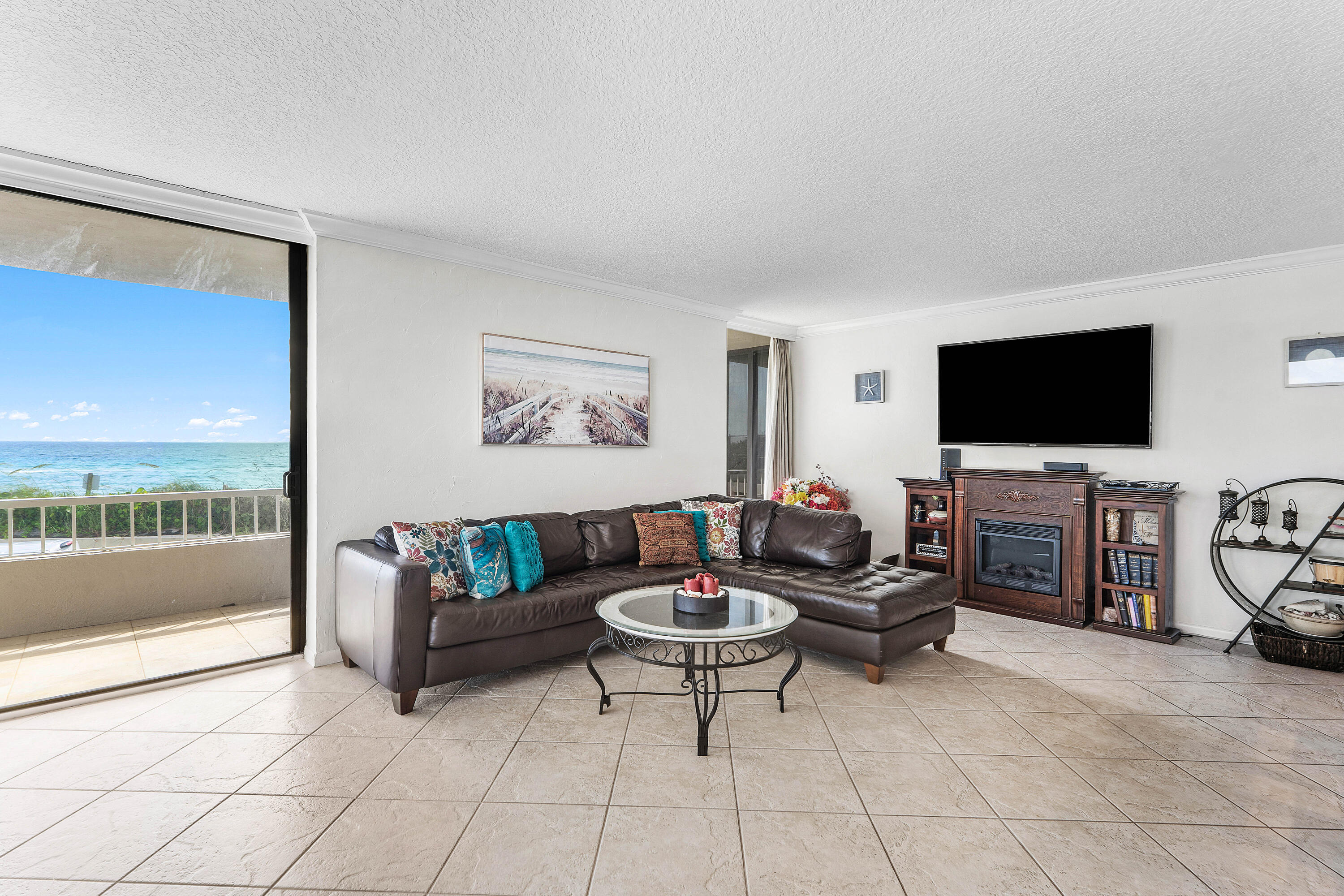 WATER GLADES CONDO - Residential