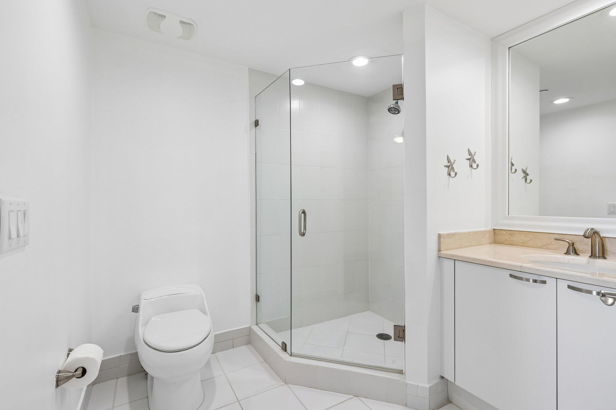 MARINA GRANDE RIVIERA BEACH CONDO - Residential Lease