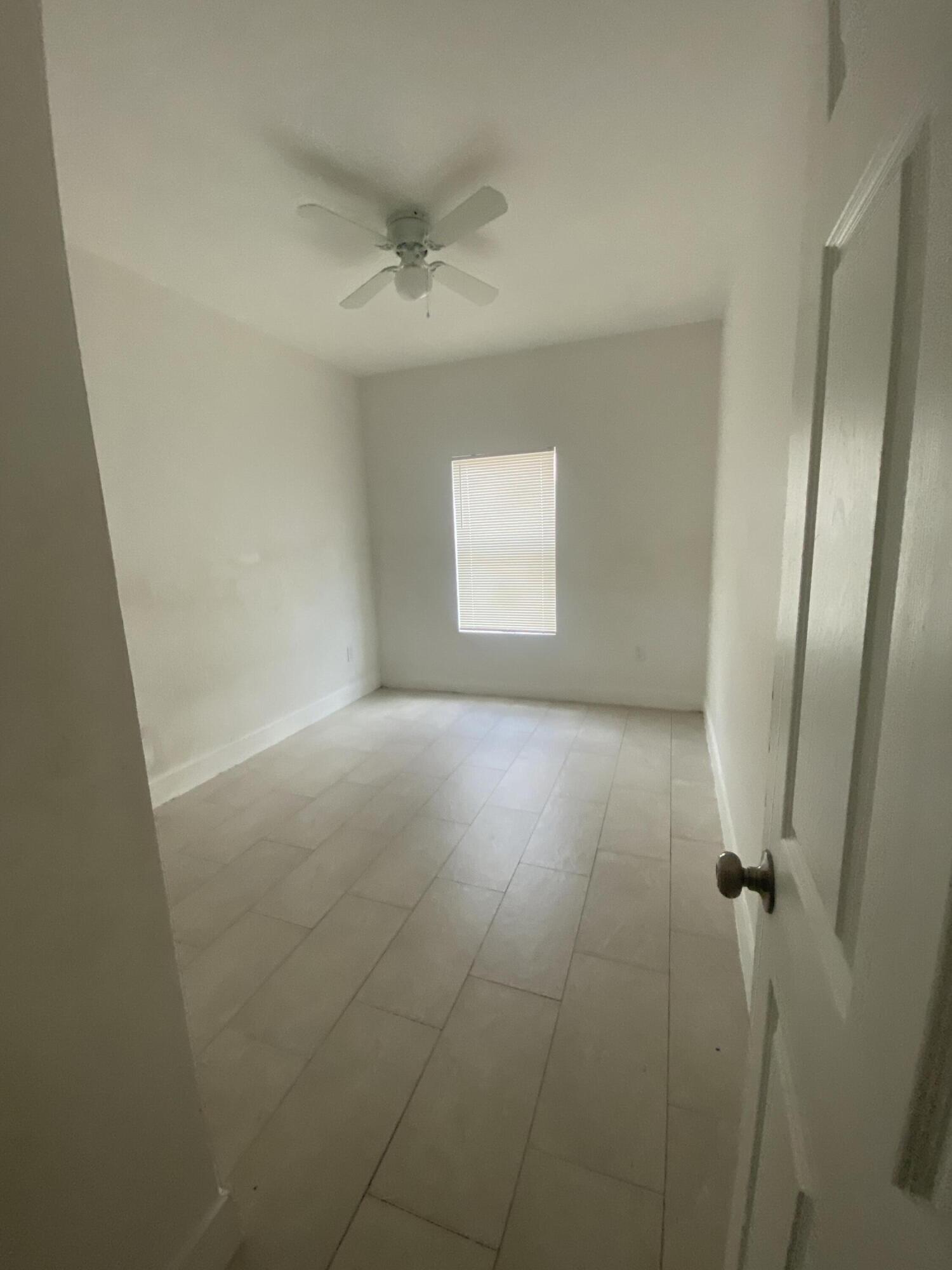 NORTH WEST LAUDERDALE - Residential Lease