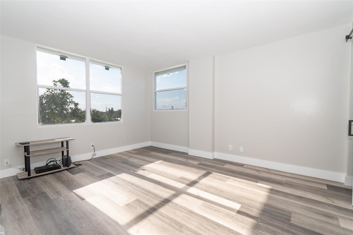 Royal Park - Residential