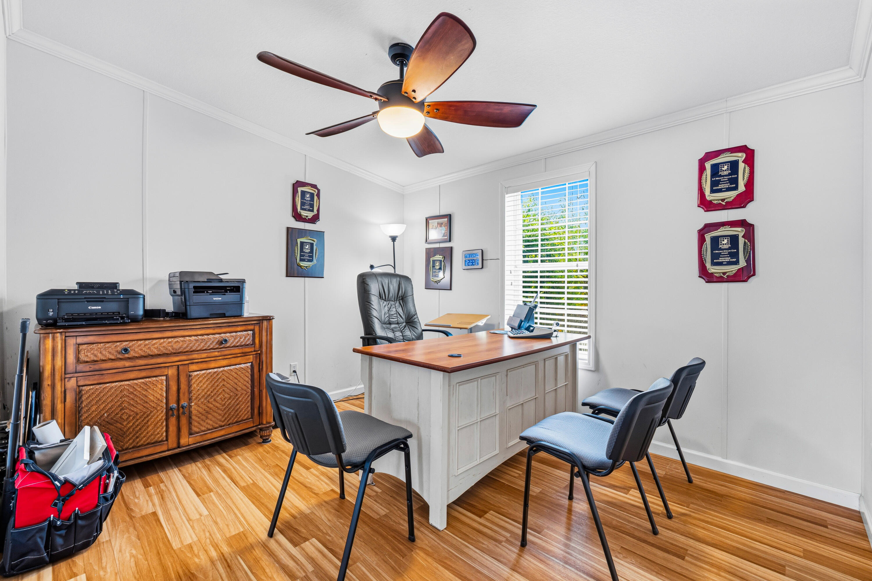 WATERGATE MOBILE HOME - Residential