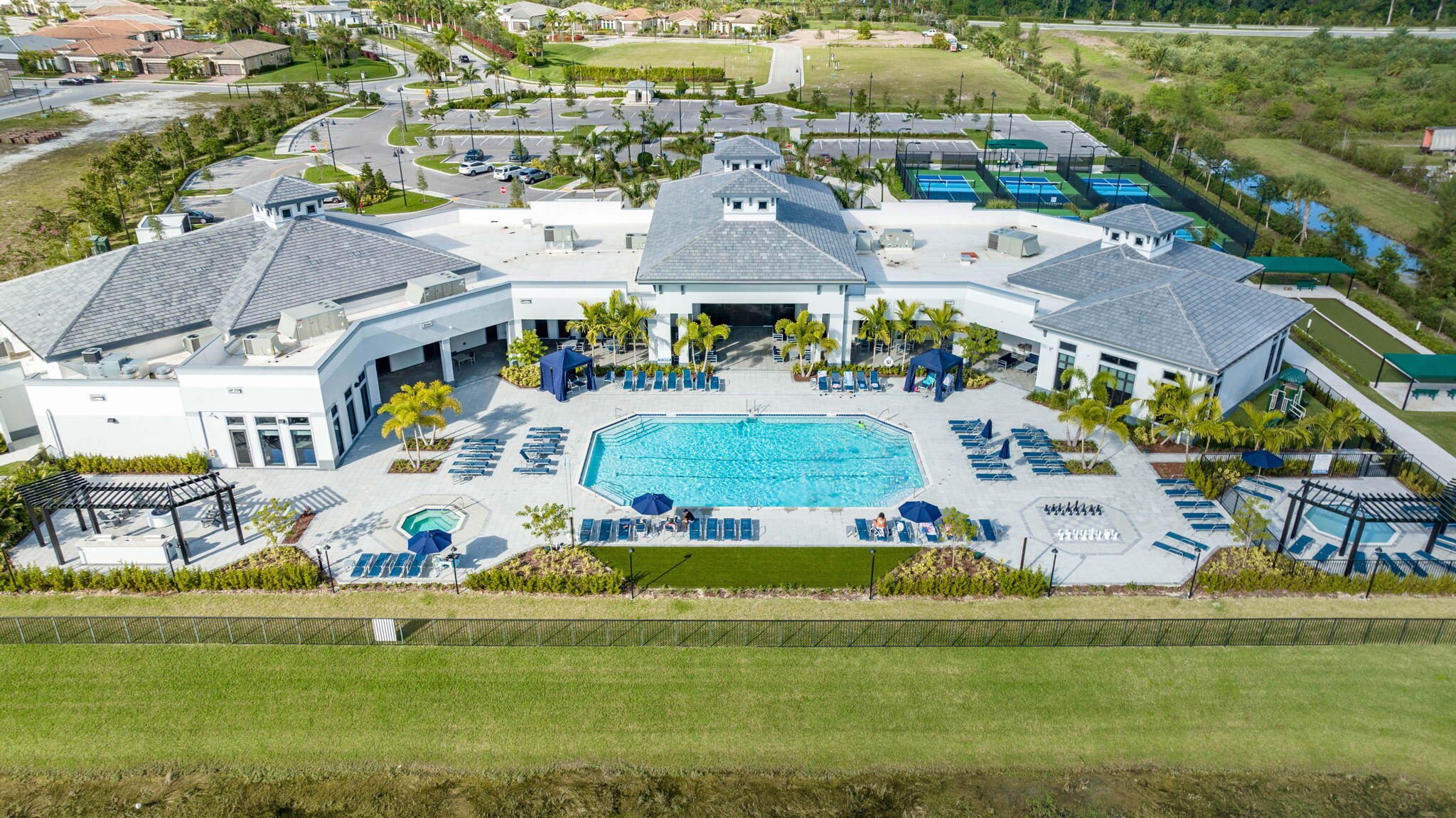 The Falls at Parkland - Residential