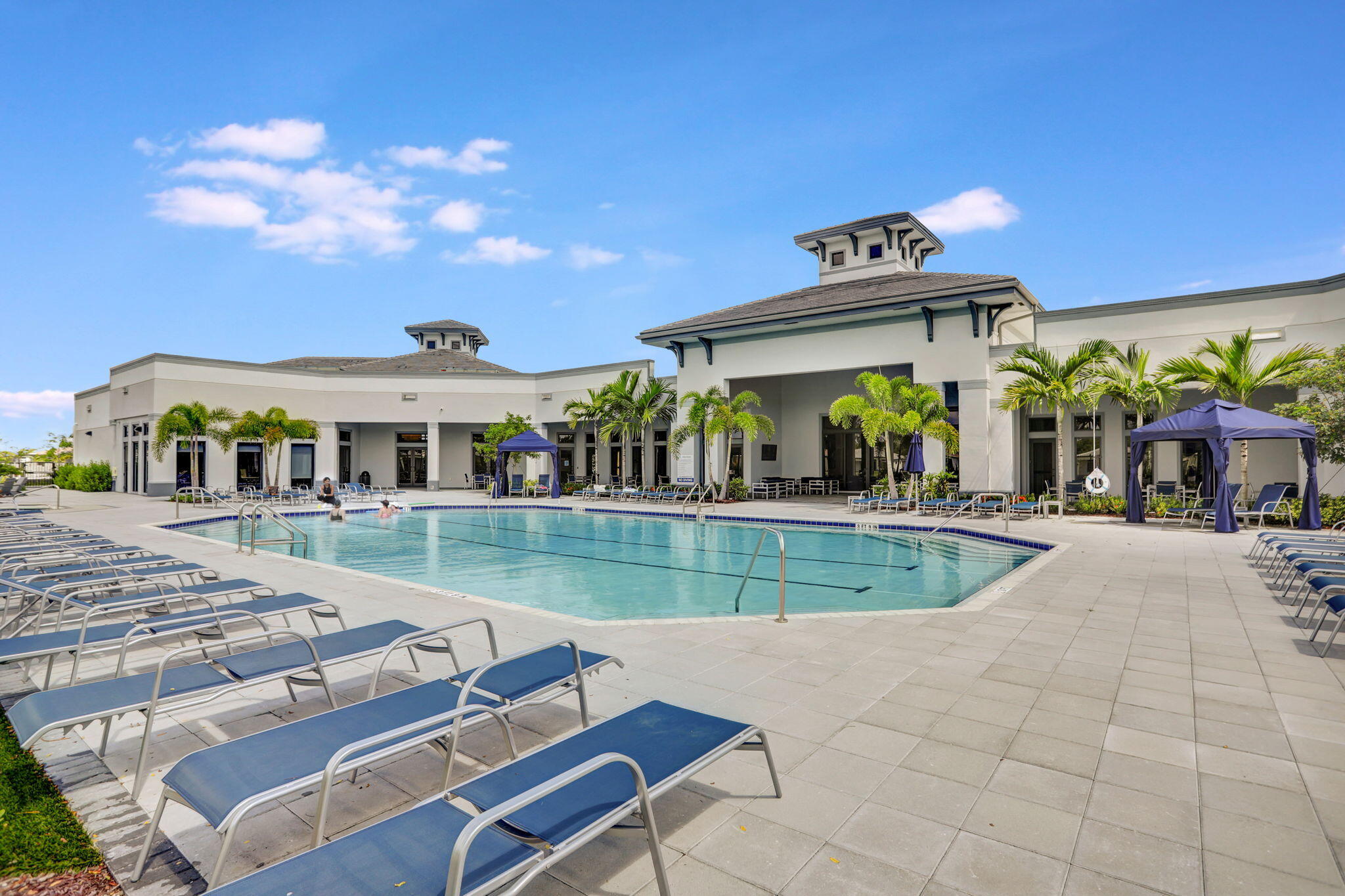 The Falls at Parkland - Residential