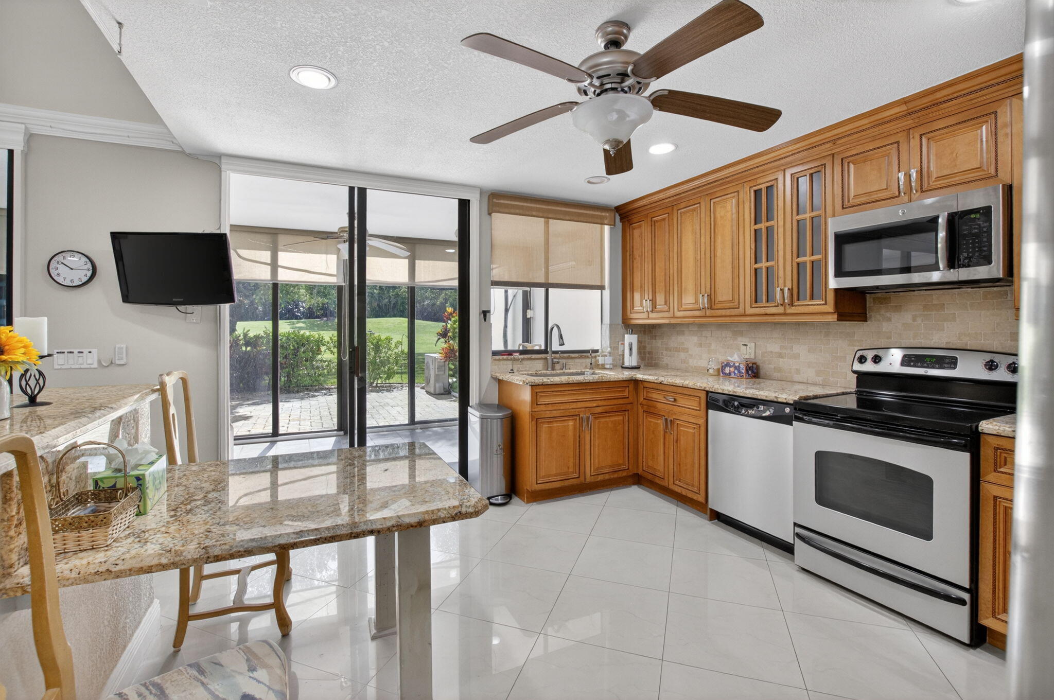 VILLAGE OF PEPPERTREE CONDO 1 - Residential