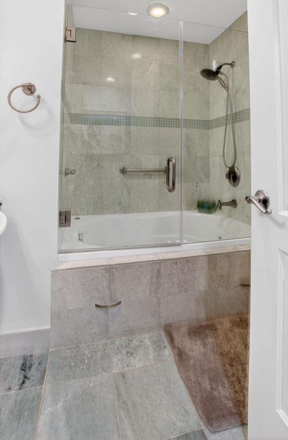 VILLAGE OF PEPPERTREE CONDO 1 - Residential