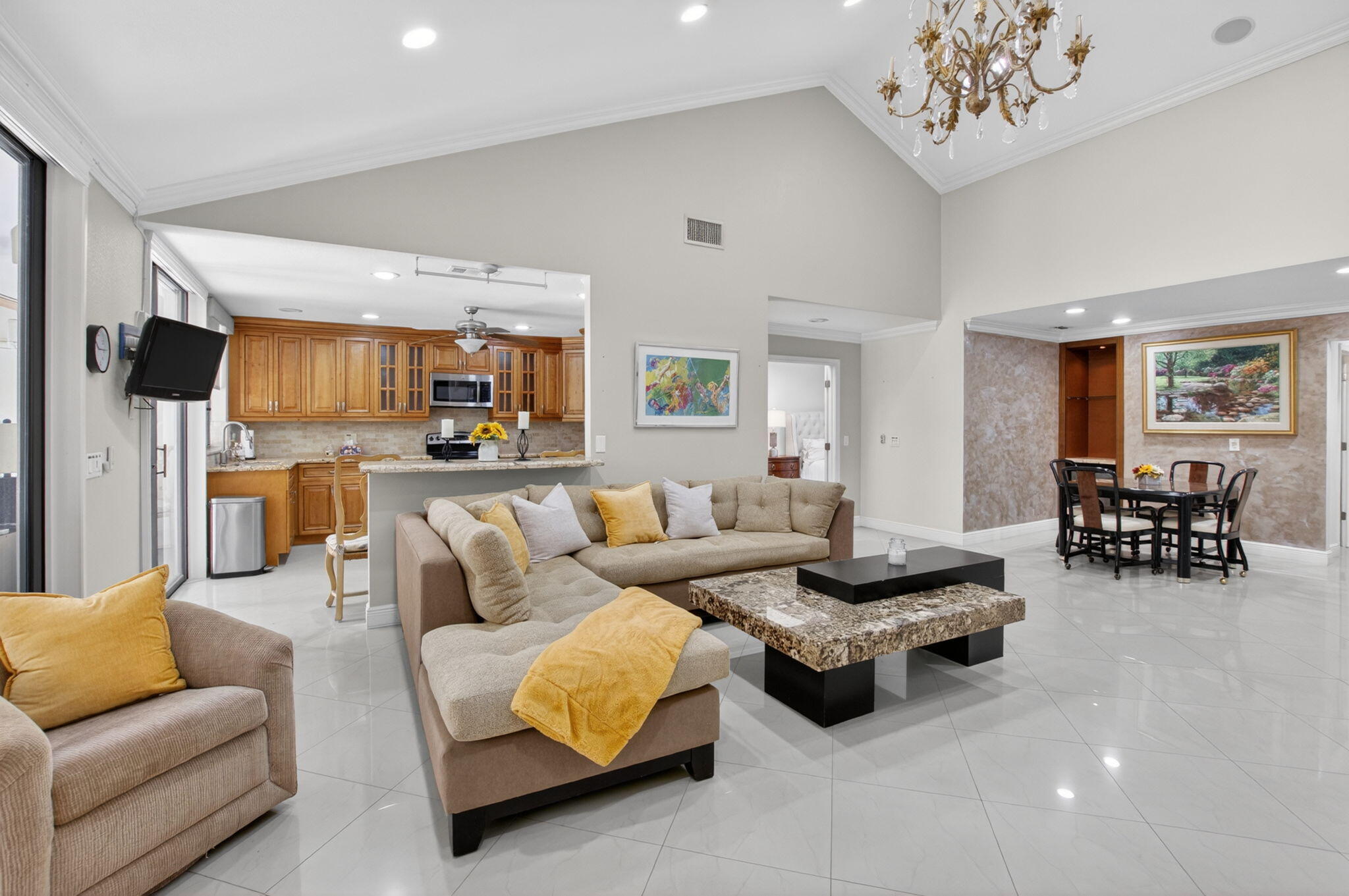 VILLAGE OF PEPPERTREE CONDO 1 - Residential