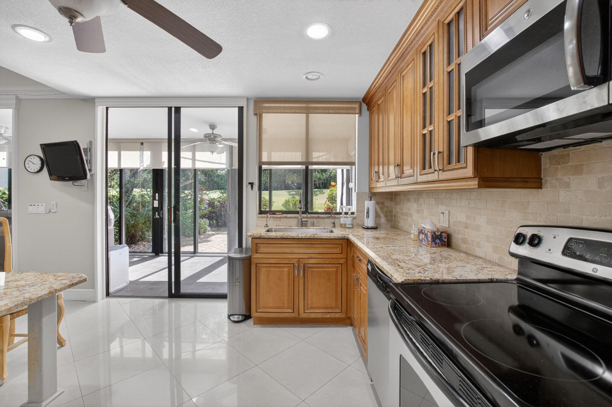 VILLAGE OF PEPPERTREE CONDO 1 - Residential