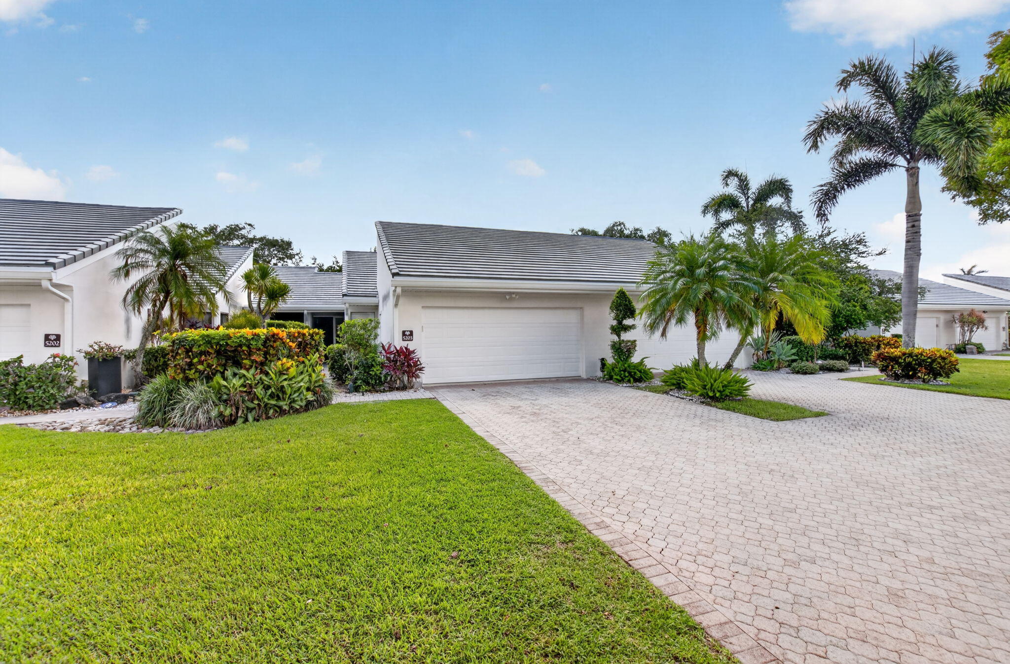 VILLAGE OF PEPPERTREE CONDO 1 - Residential