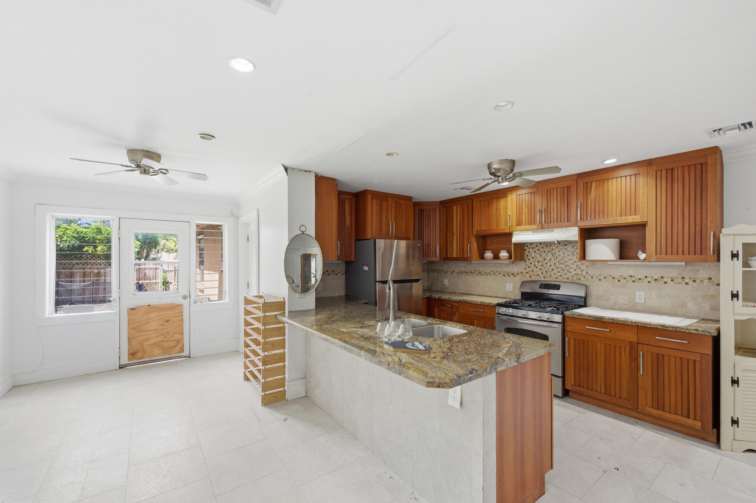 COLLEGE PARK - Residential