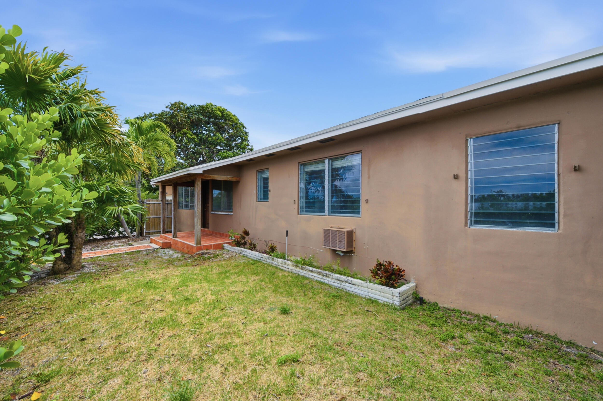 COLLEGE PARK - Residential