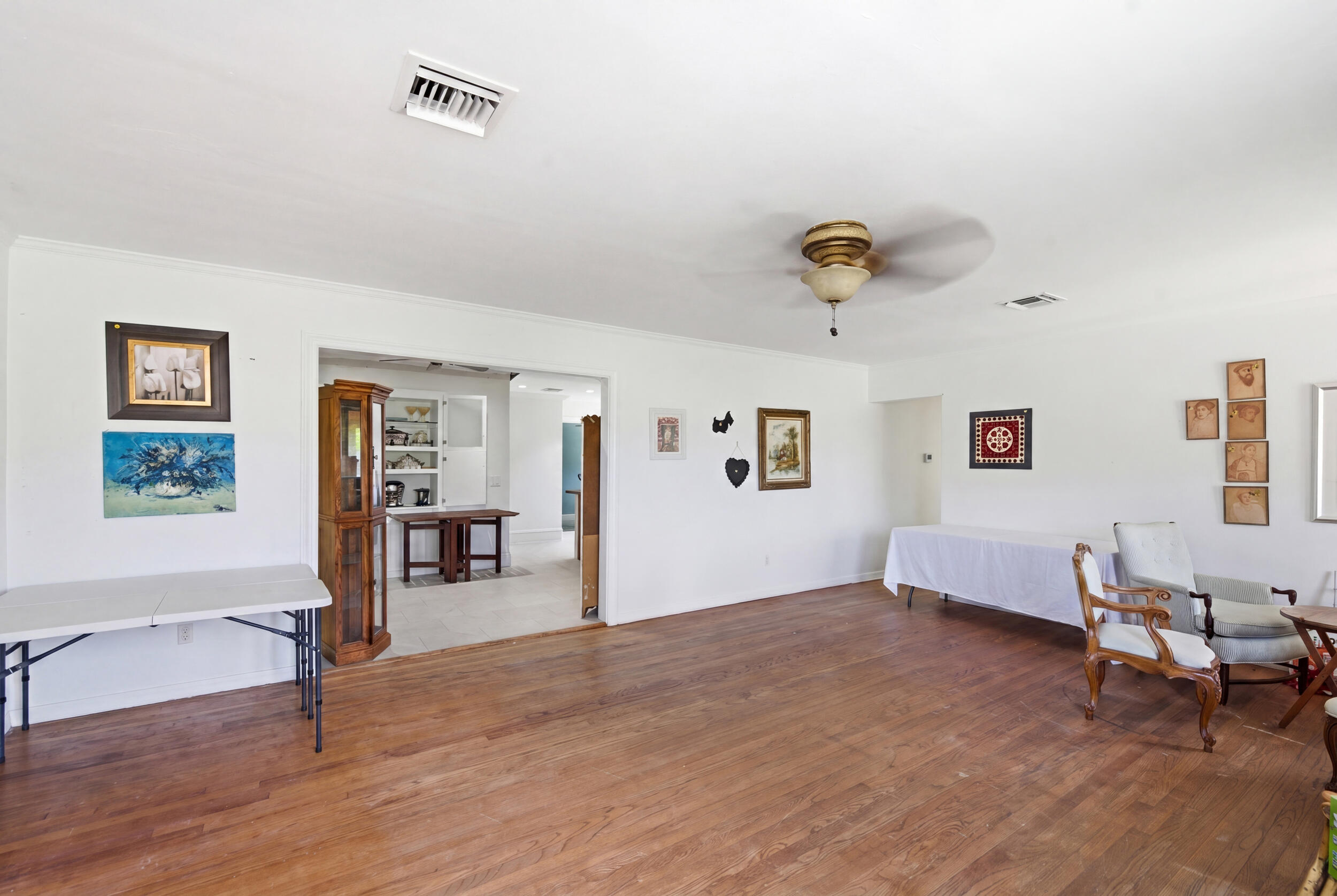 COLLEGE PARK - Residential