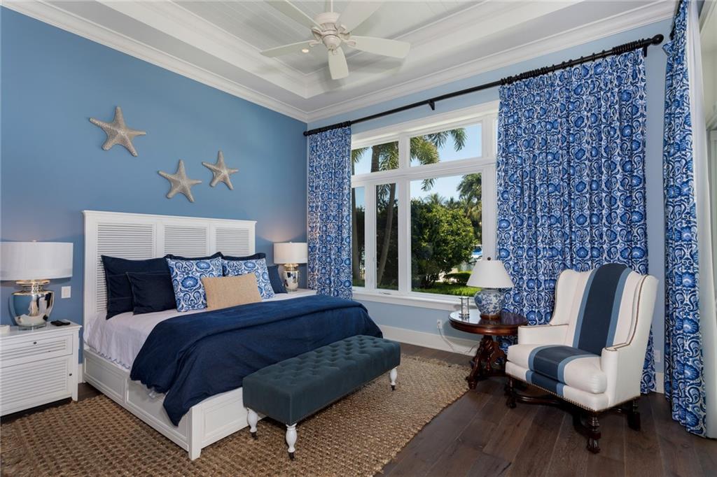 LAGUNA ISLE - Residential