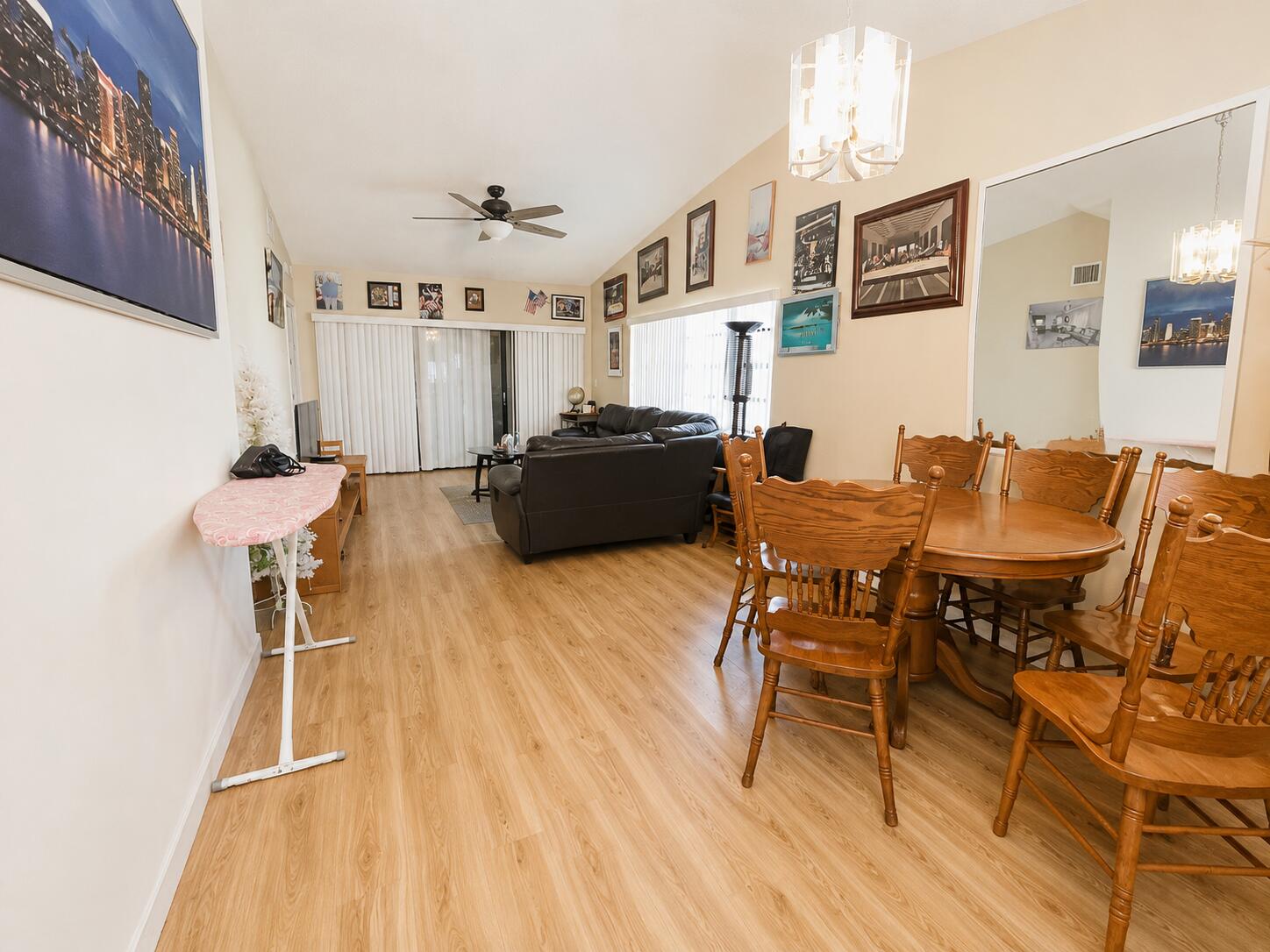 WOODLAKE ISLES - Residential