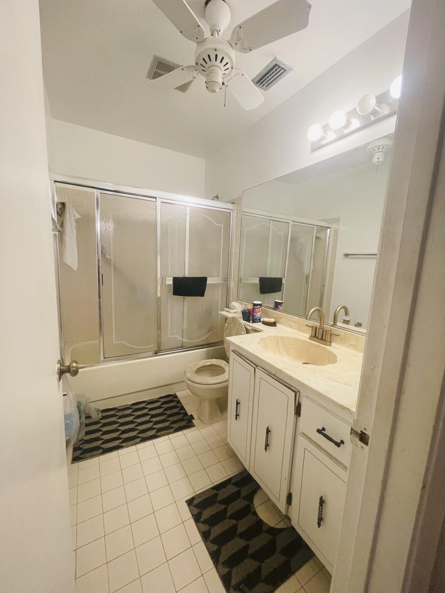 WOODLAKE ISLES - Residential