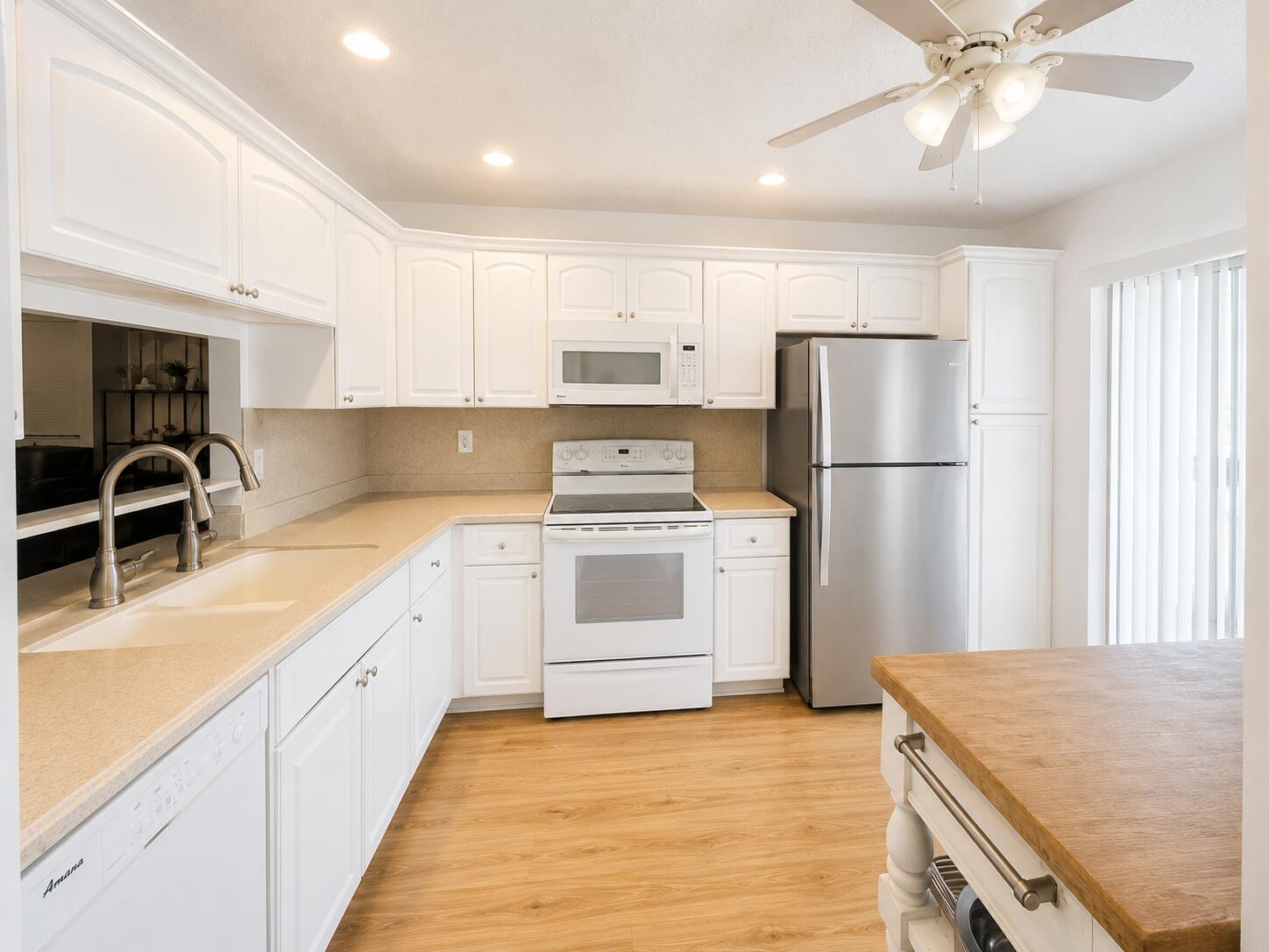WOODLAKE ISLES - Residential
