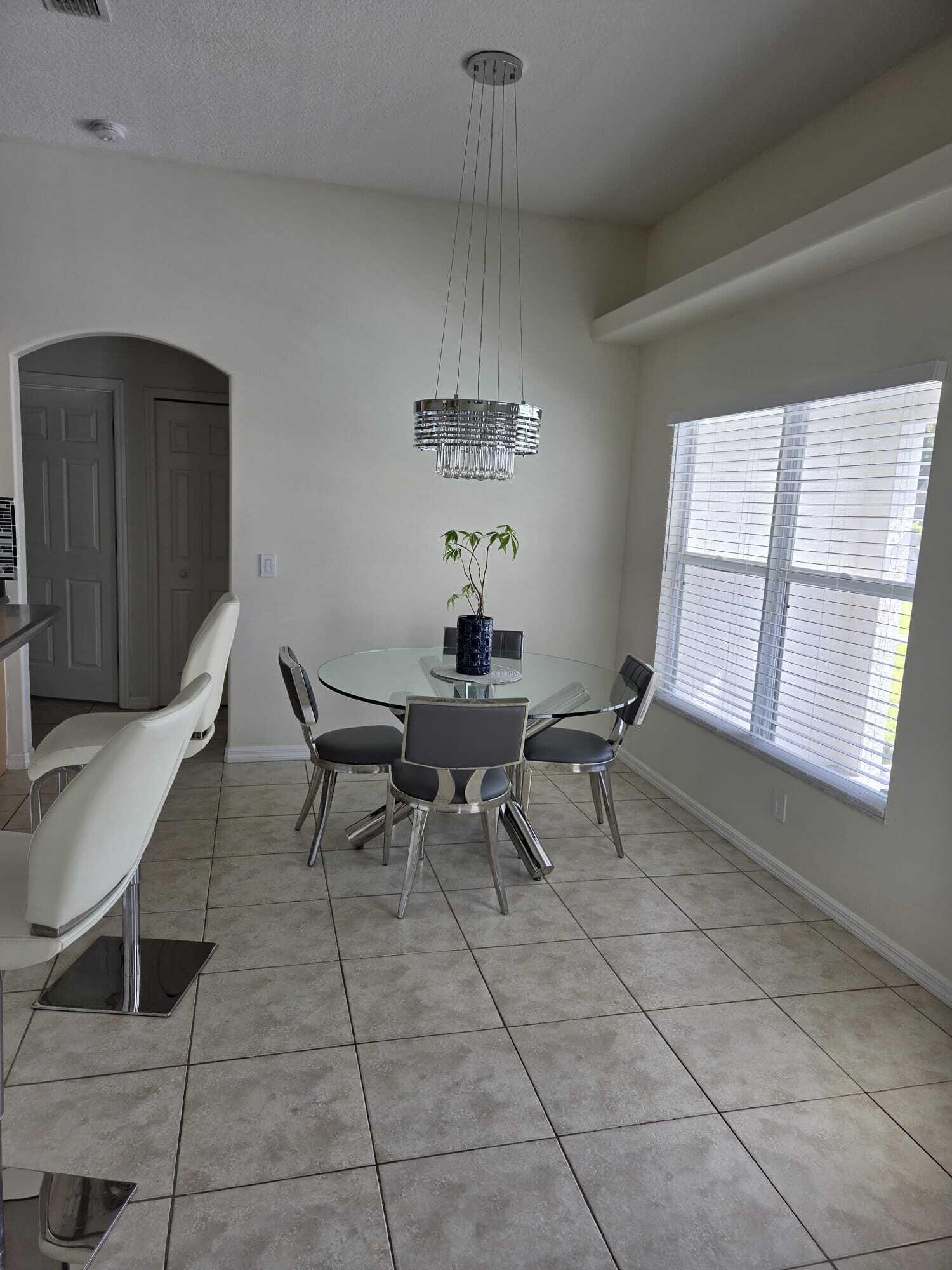 PORT ST LUCIE SECTION 19 - Residential Lease