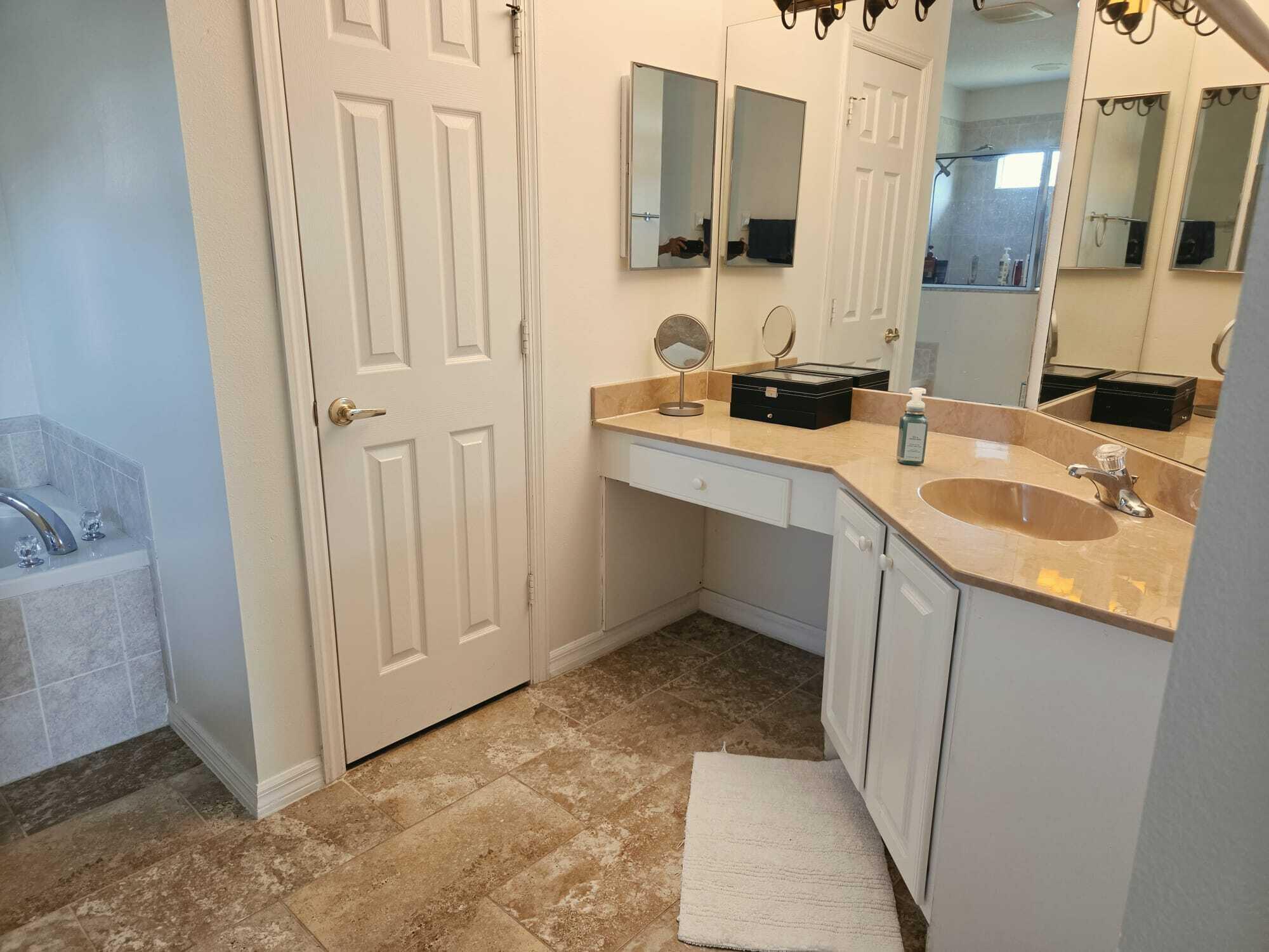 PORT ST LUCIE SECTION 19 - Residential Lease