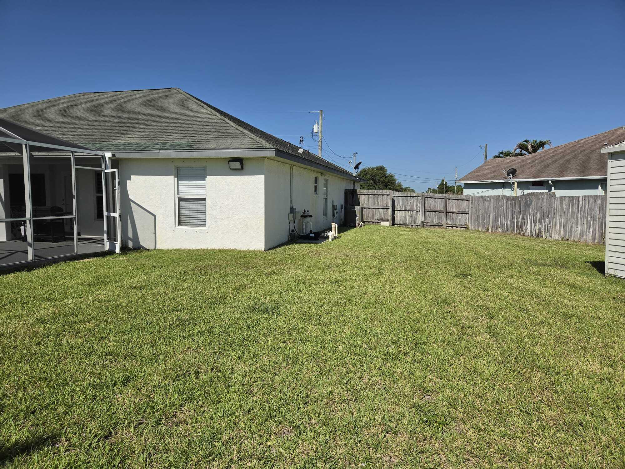 PORT ST LUCIE SECTION 19 - Residential Lease