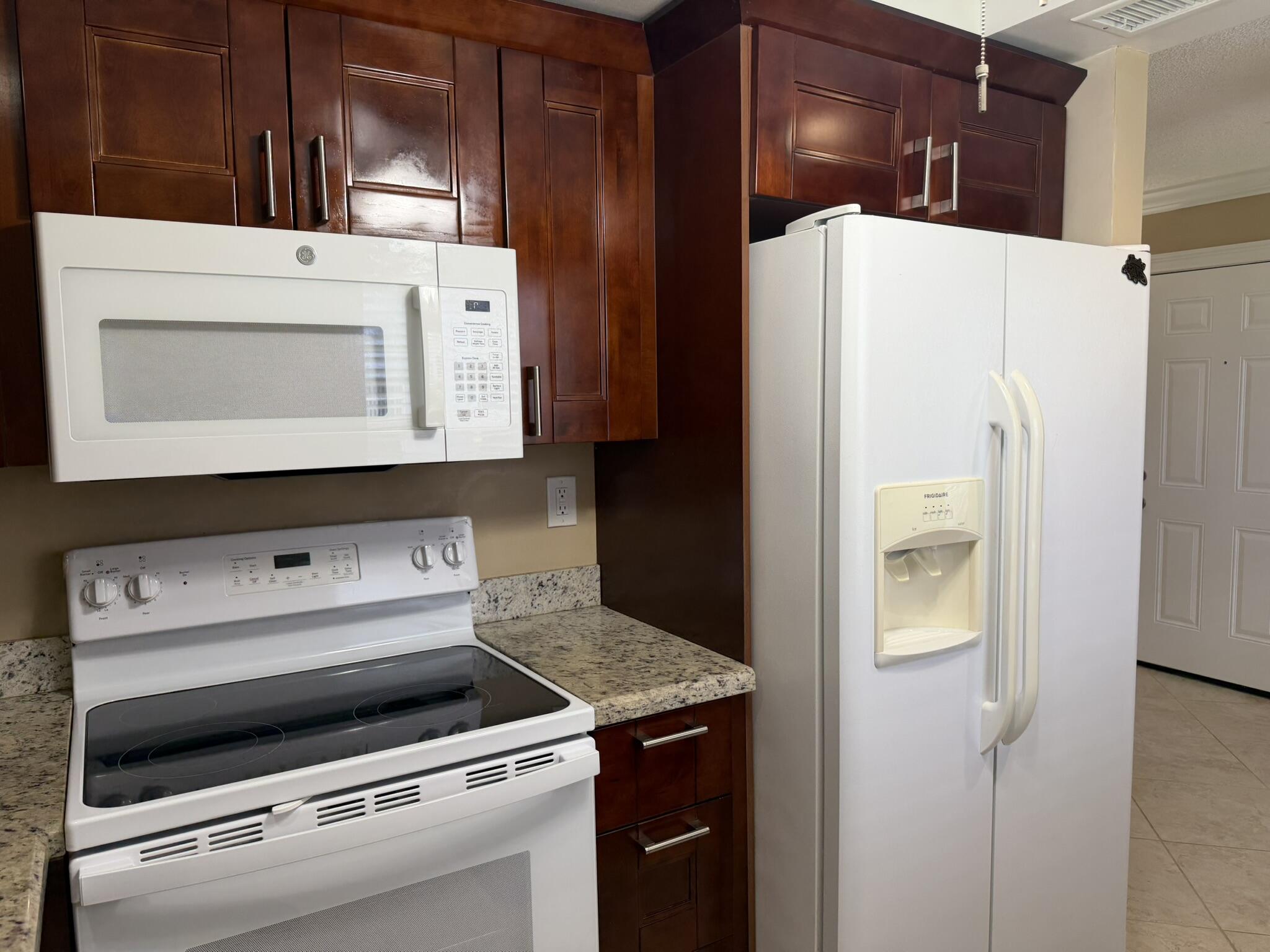KINGS POINT BURGUNDY CONDOS - Residential Lease