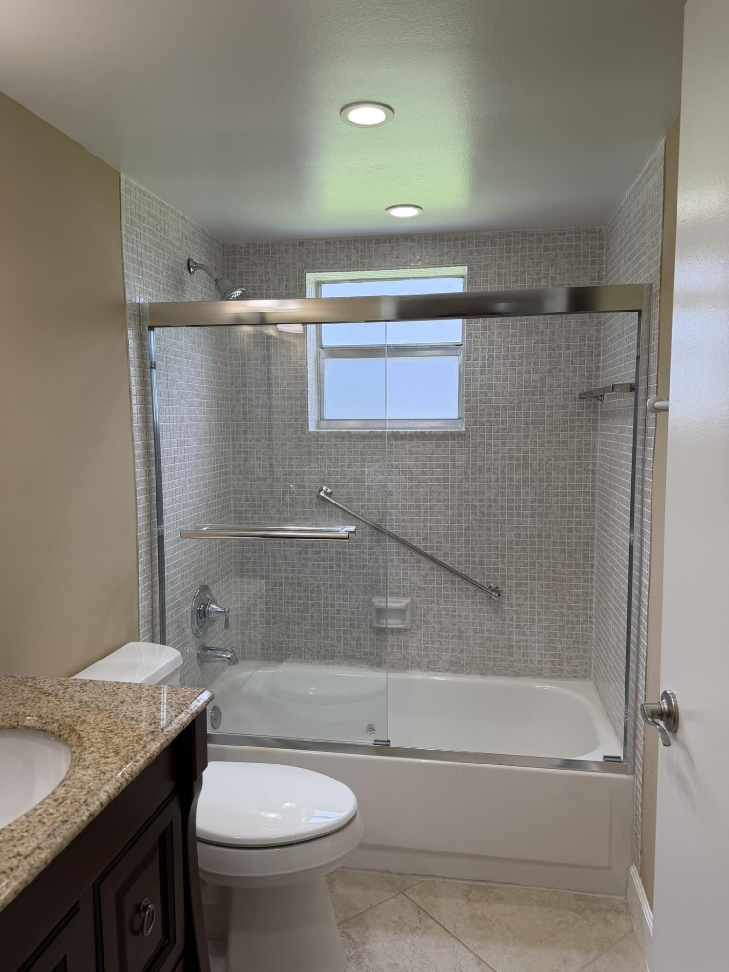 KINGS POINT BURGUNDY CONDOS - Residential Lease