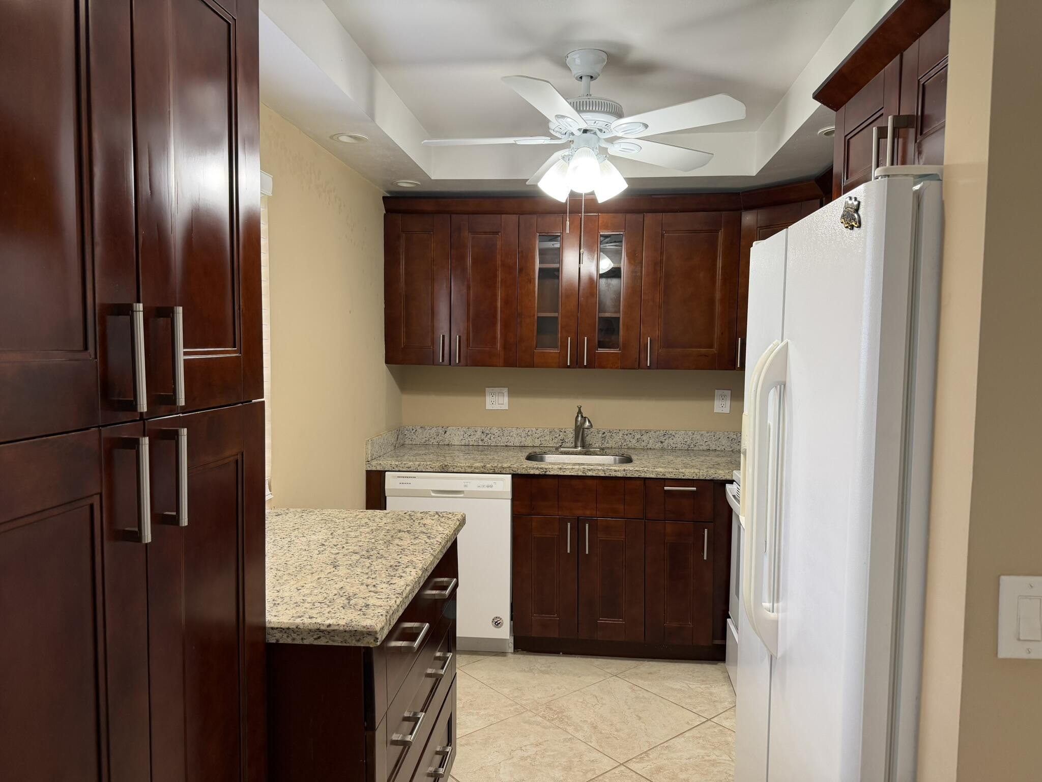 KINGS POINT BURGUNDY CONDOS - Residential Lease