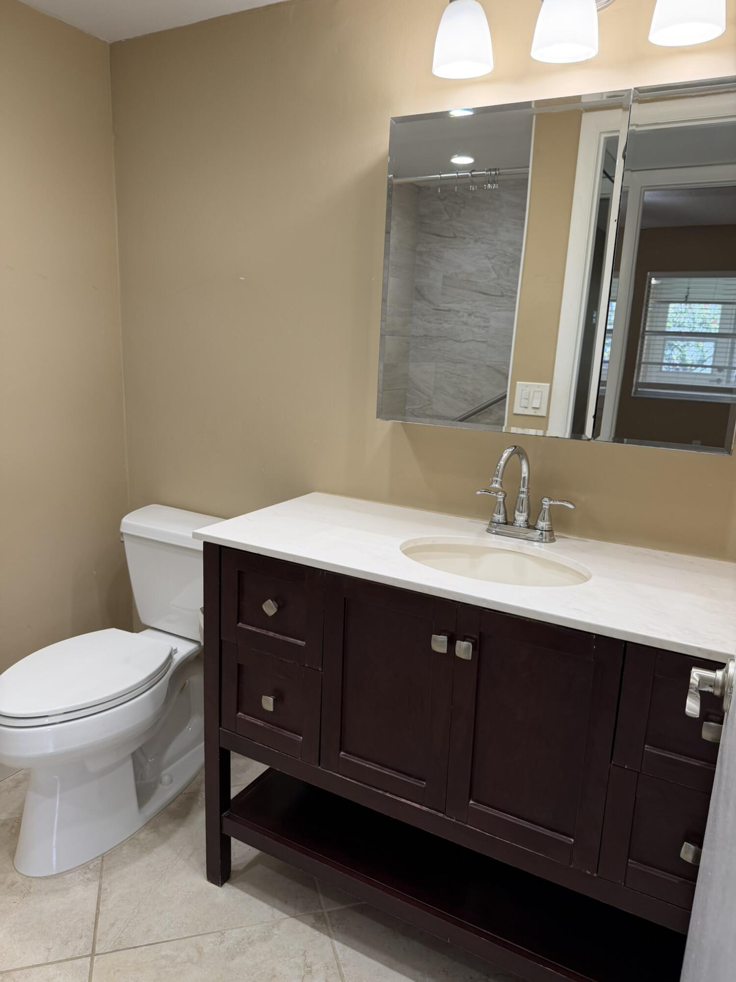 KINGS POINT BURGUNDY CONDOS - Residential Lease