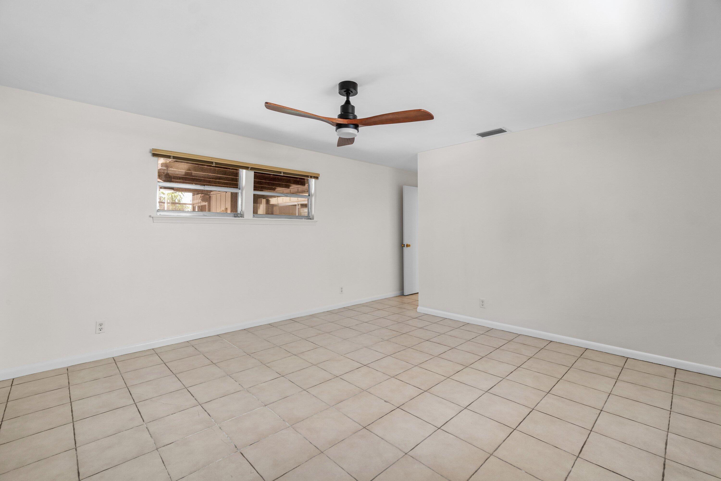 PALM BEACH FARMS - Residential Lease