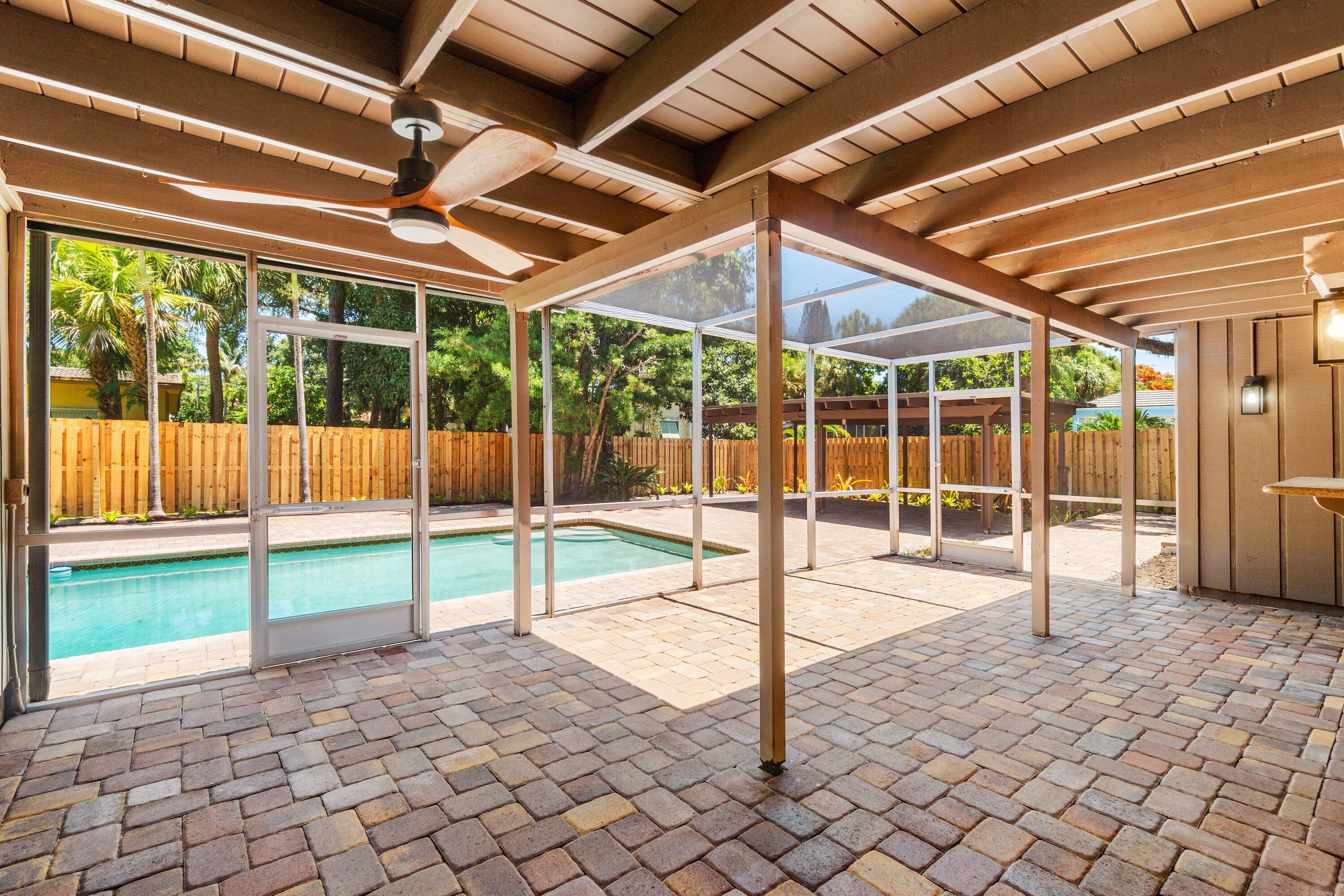 PALM BEACH FARMS - Residential Lease