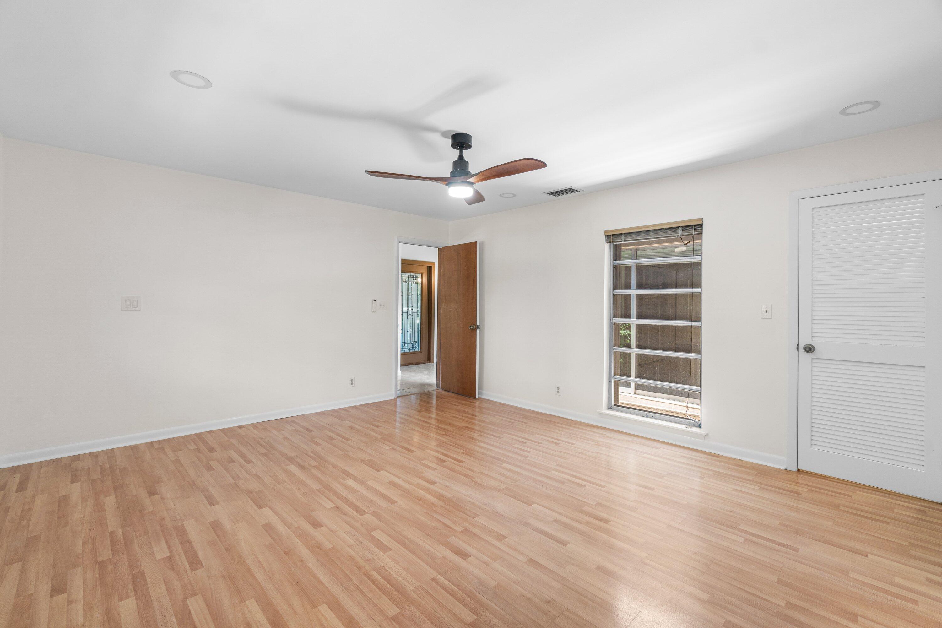 PALM BEACH FARMS - Residential Lease