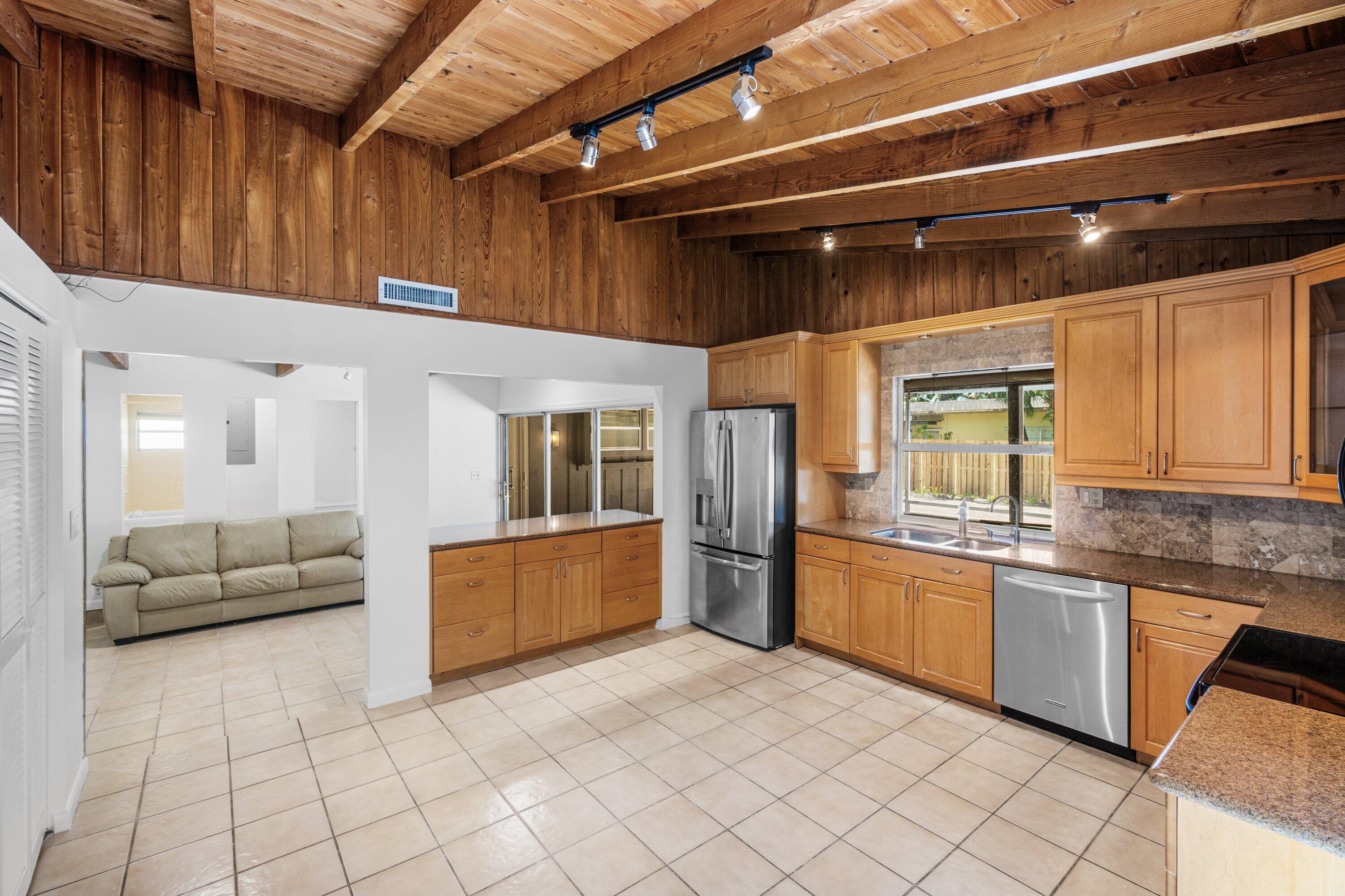 PALM BEACH FARMS - Residential Lease