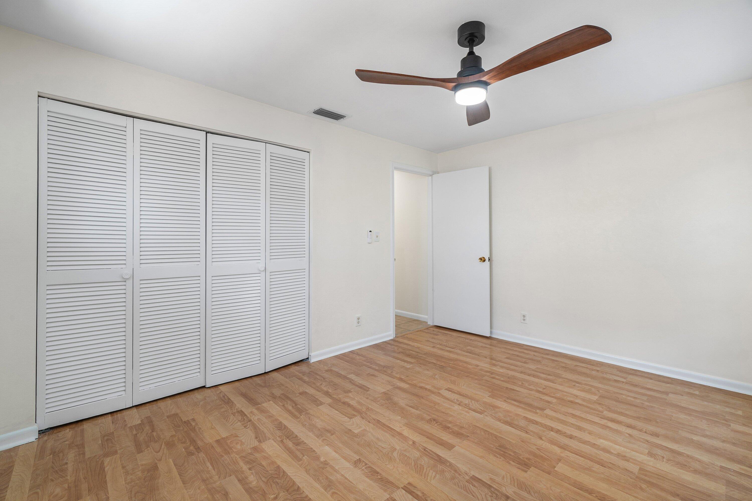 PALM BEACH FARMS - Residential Lease