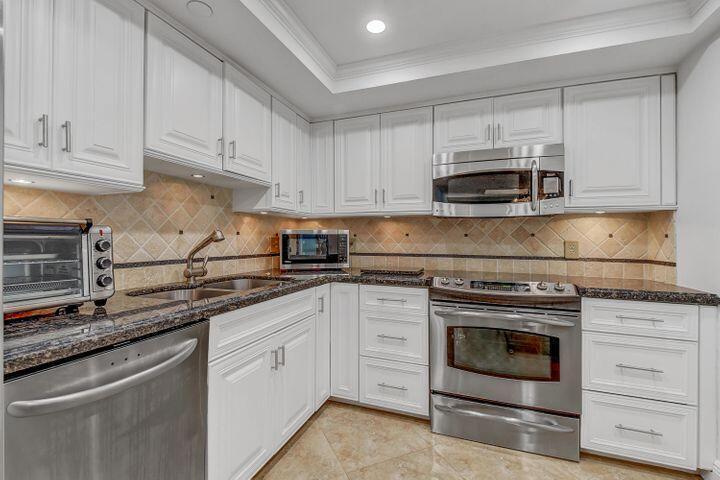 SEA RANCH CLUB OF BOCA II CONDO - Residential Lease