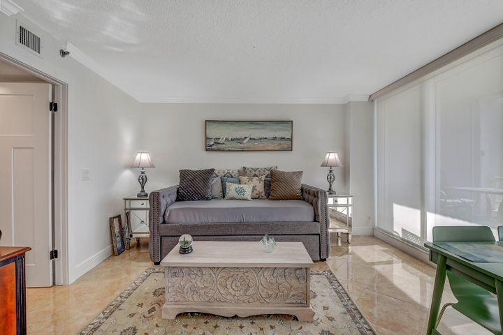 SEA RANCH CLUB OF BOCA II CONDO - Residential Lease