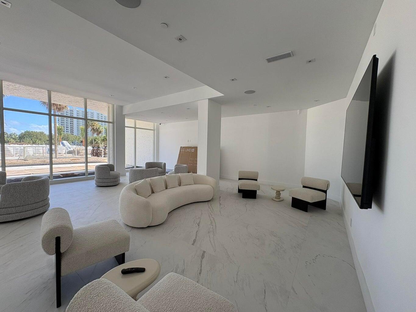 SEA RANCH CLUB OF BOCA II CONDO - Residential Lease
