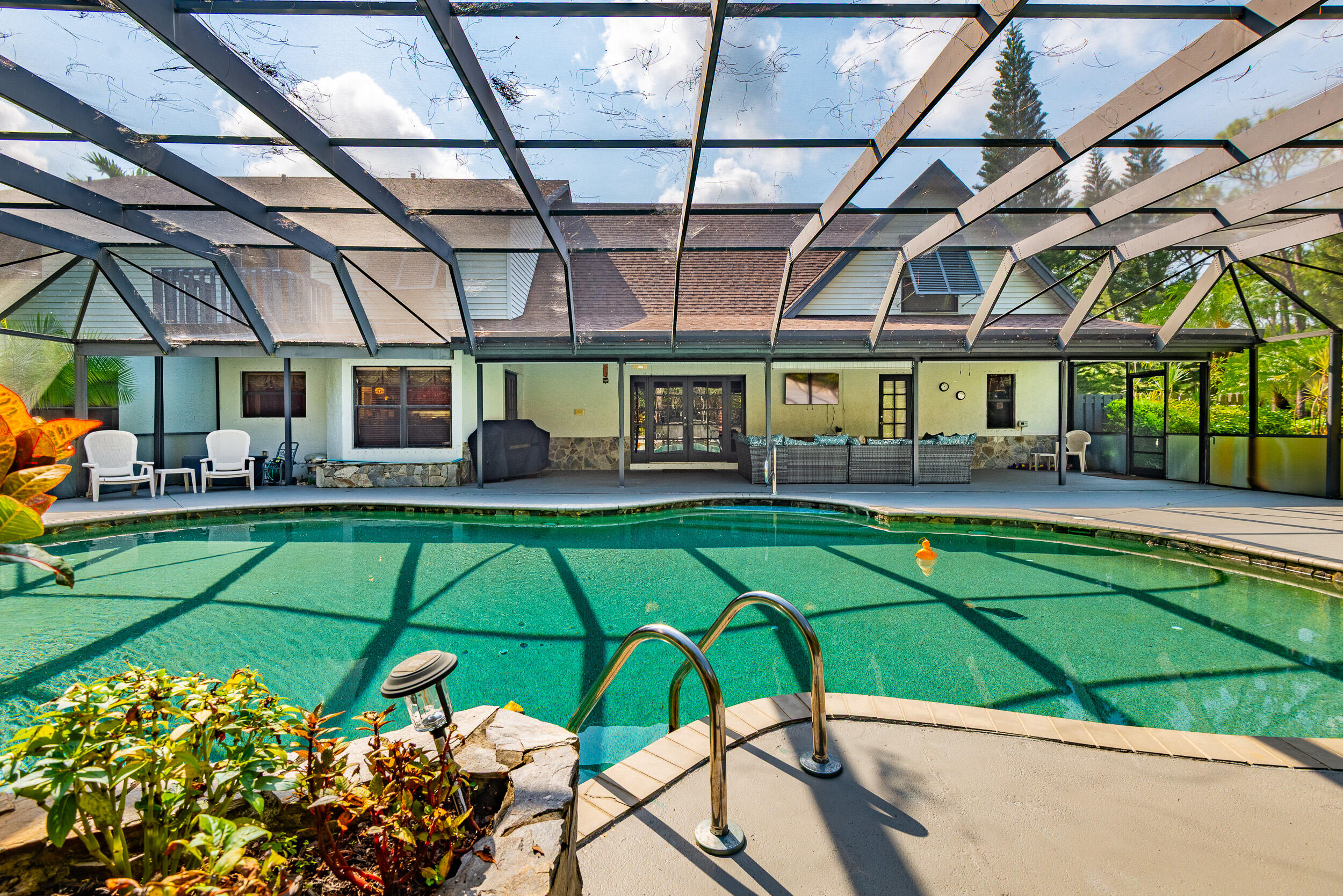 HOMELAND - Residential