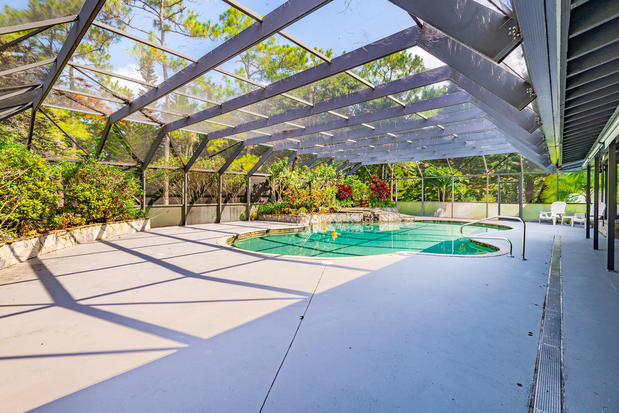 HOMELAND - Residential