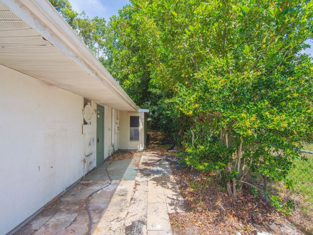PORT MALABAR COUNTRY CLUB UNIT 8 - Residential