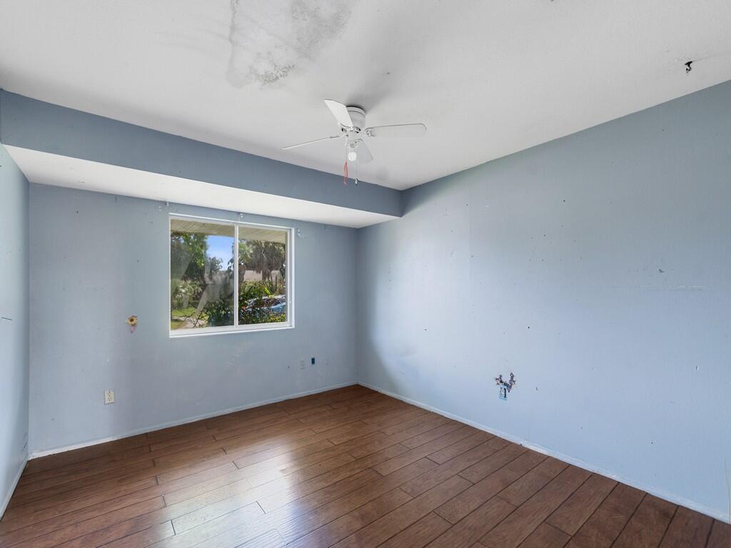 PORT MALABAR COUNTRY CLUB UNIT 8 - Residential