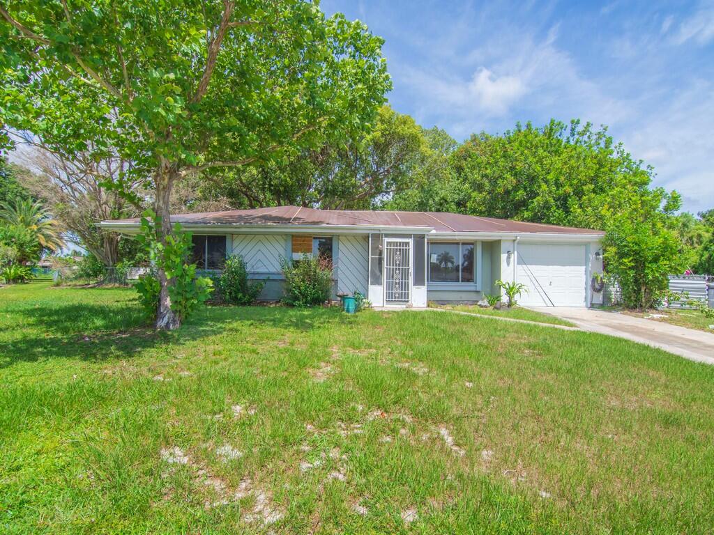 PORT MALABAR COUNTRY CLUB UNIT 8 - Residential