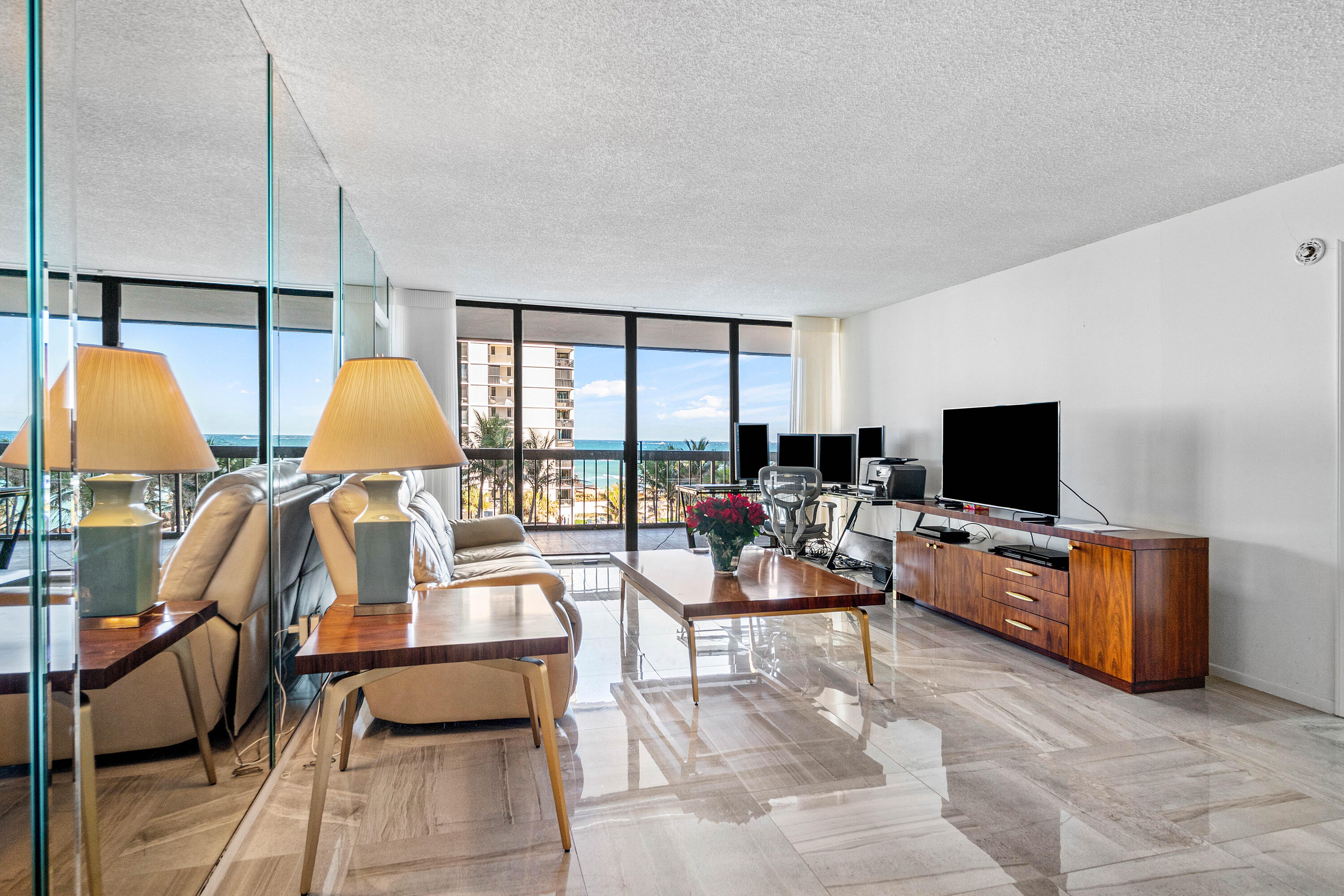 EASTPOINTE CONDO - Residential