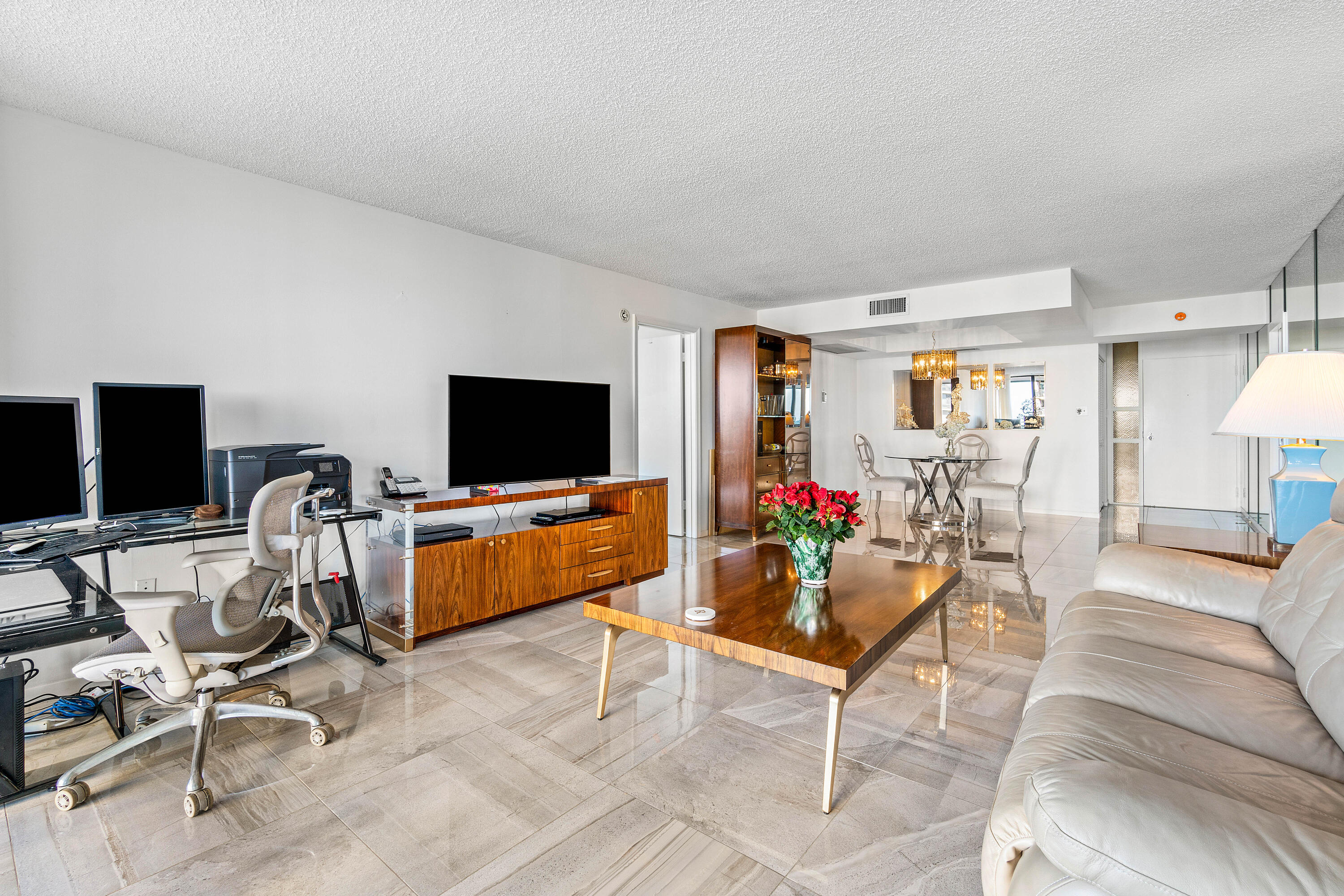 EASTPOINTE CONDO - Residential