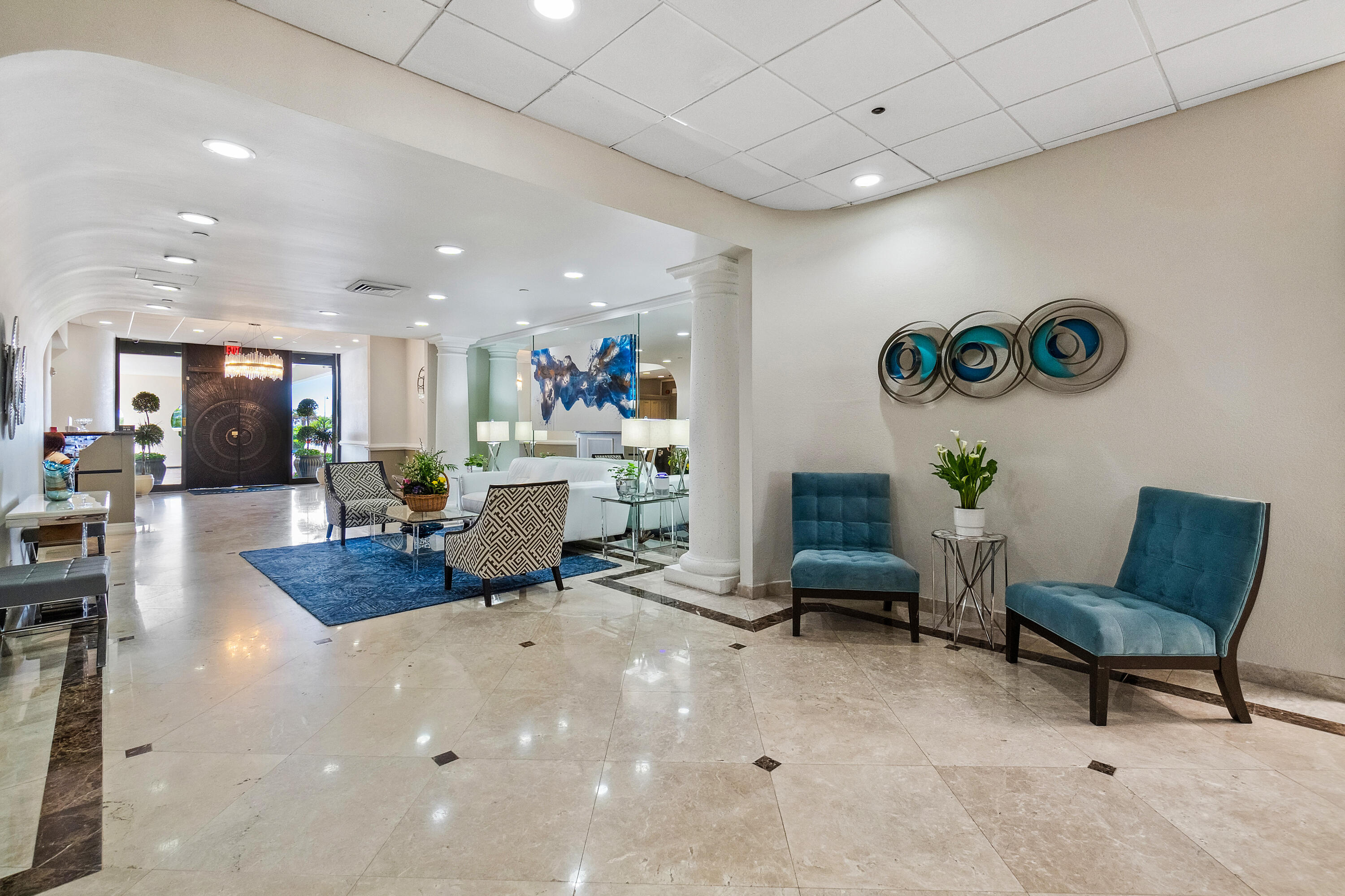 EASTPOINTE CONDO - Residential