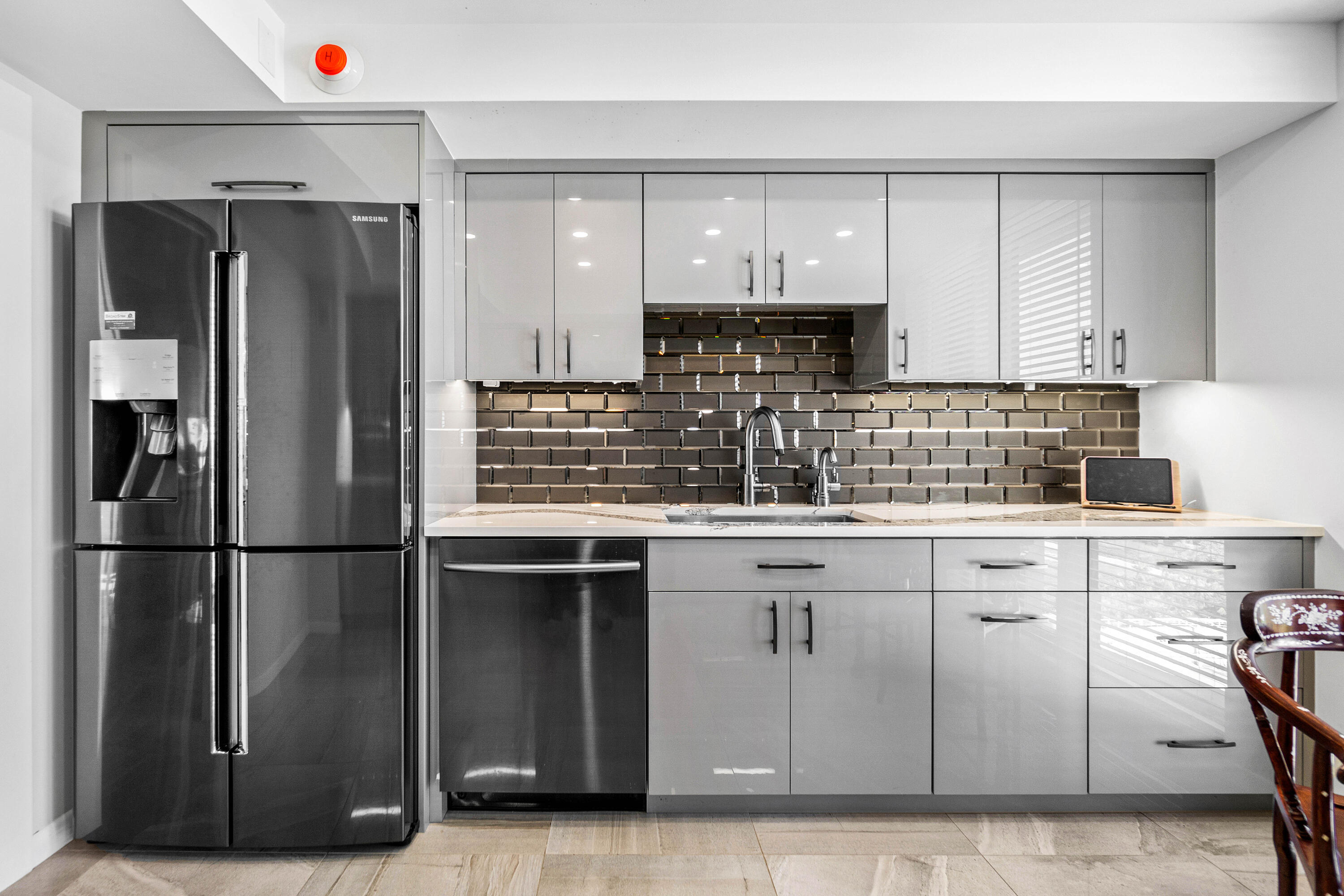 EASTPOINTE CONDO - Residential