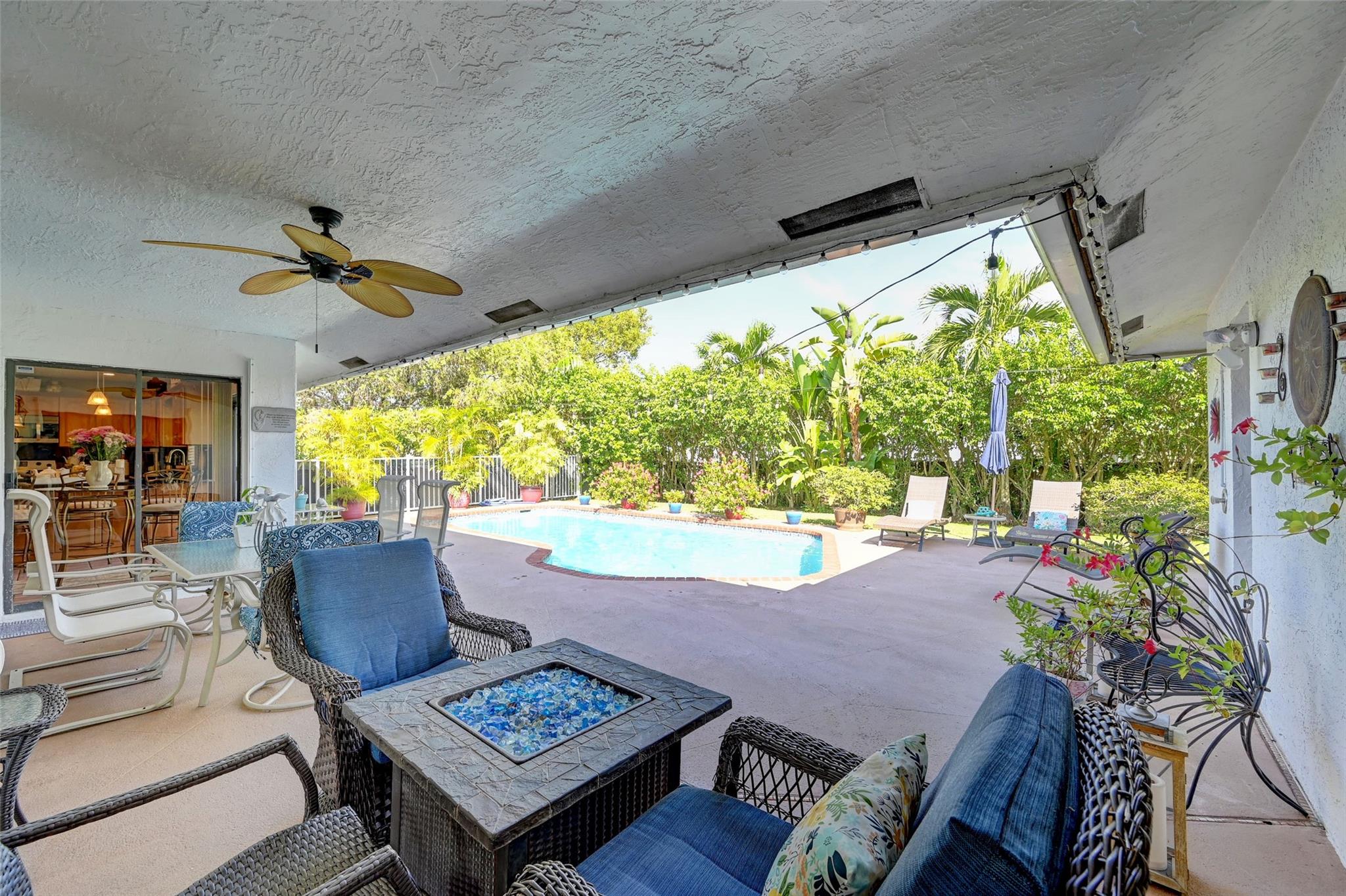 Sunflower Margate 82-38 B - Residential