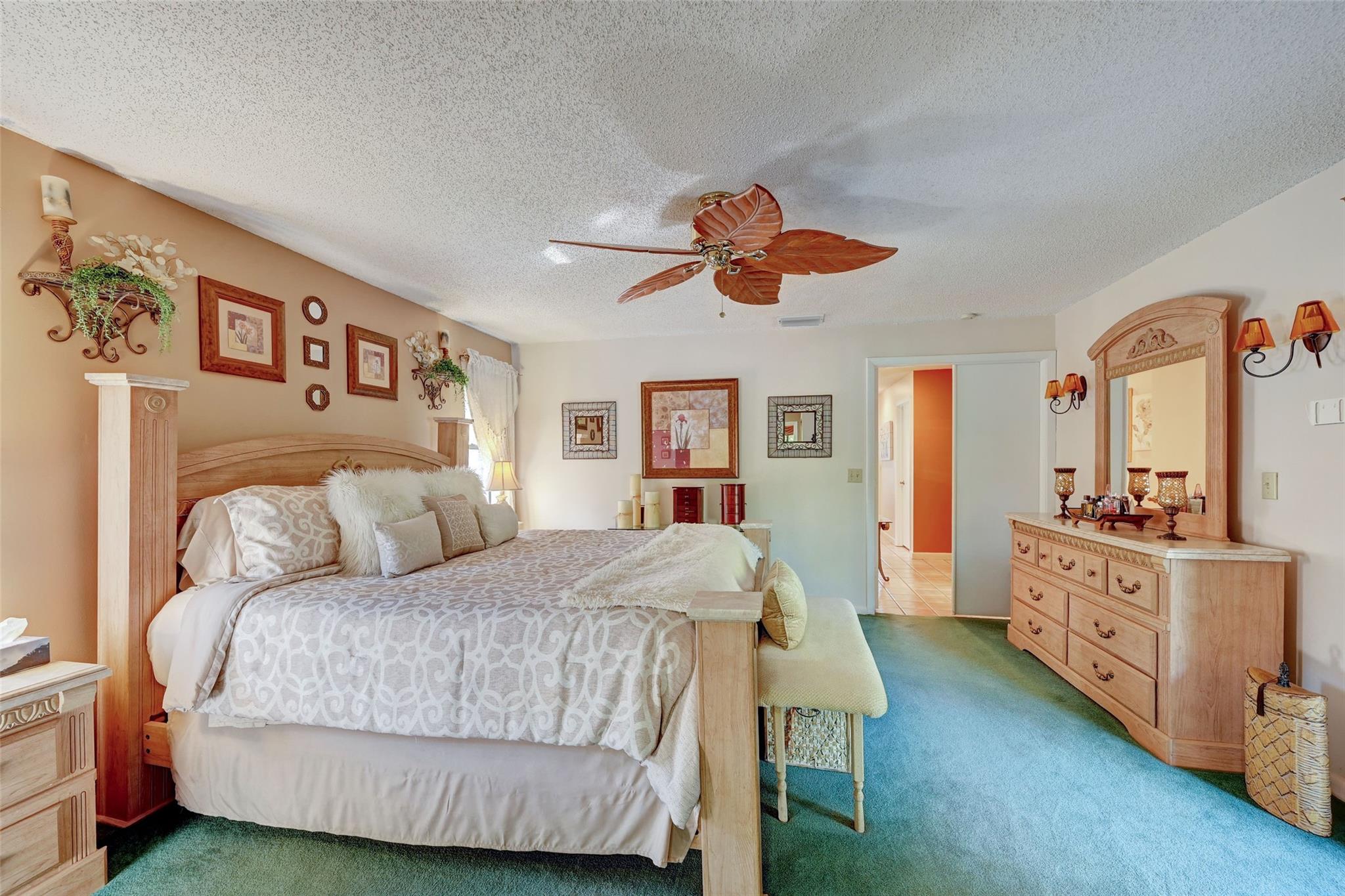 Sunflower Margate 82-38 B - Residential